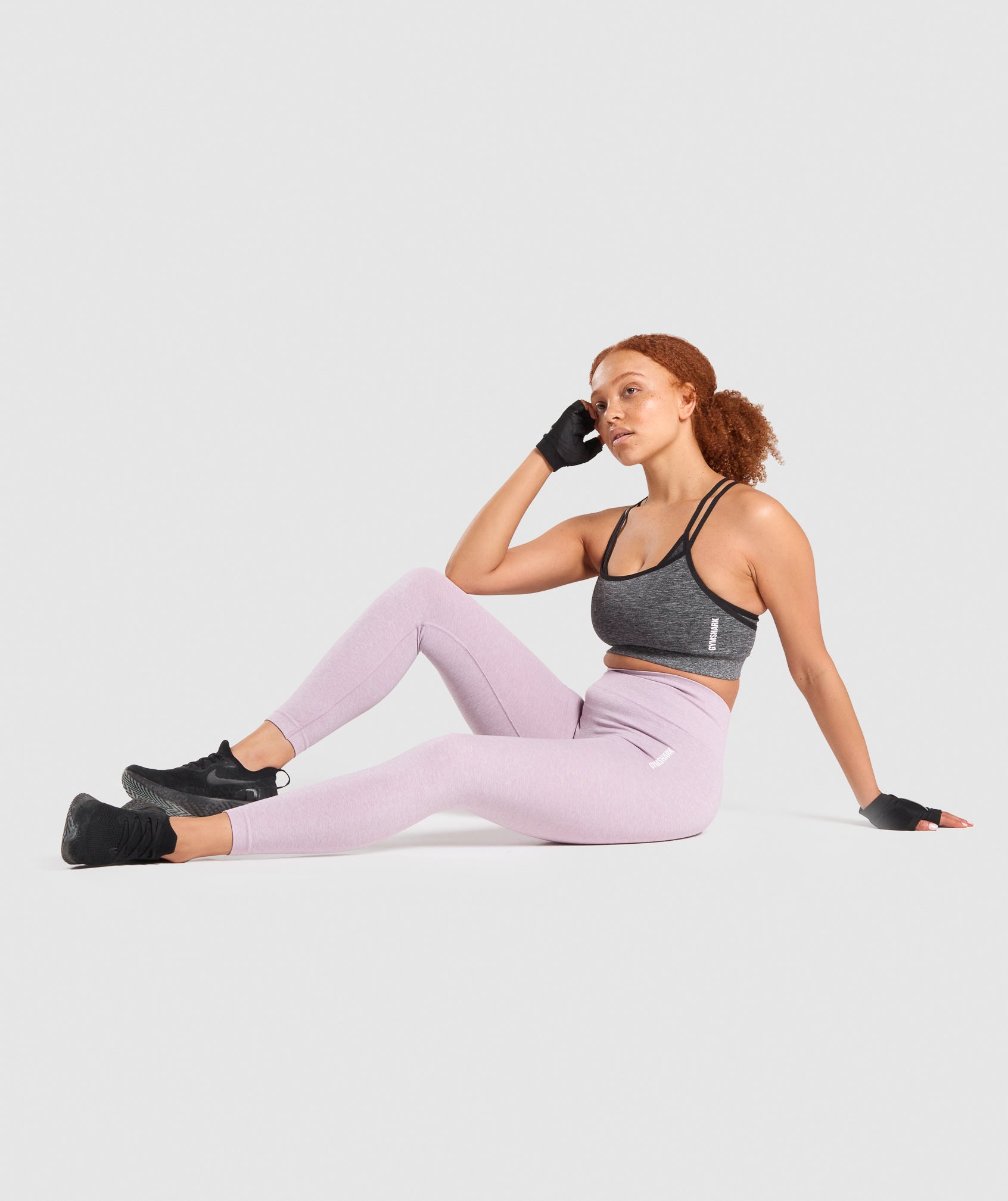 gymshark-adapt-marl-seamless-sports-bra-black