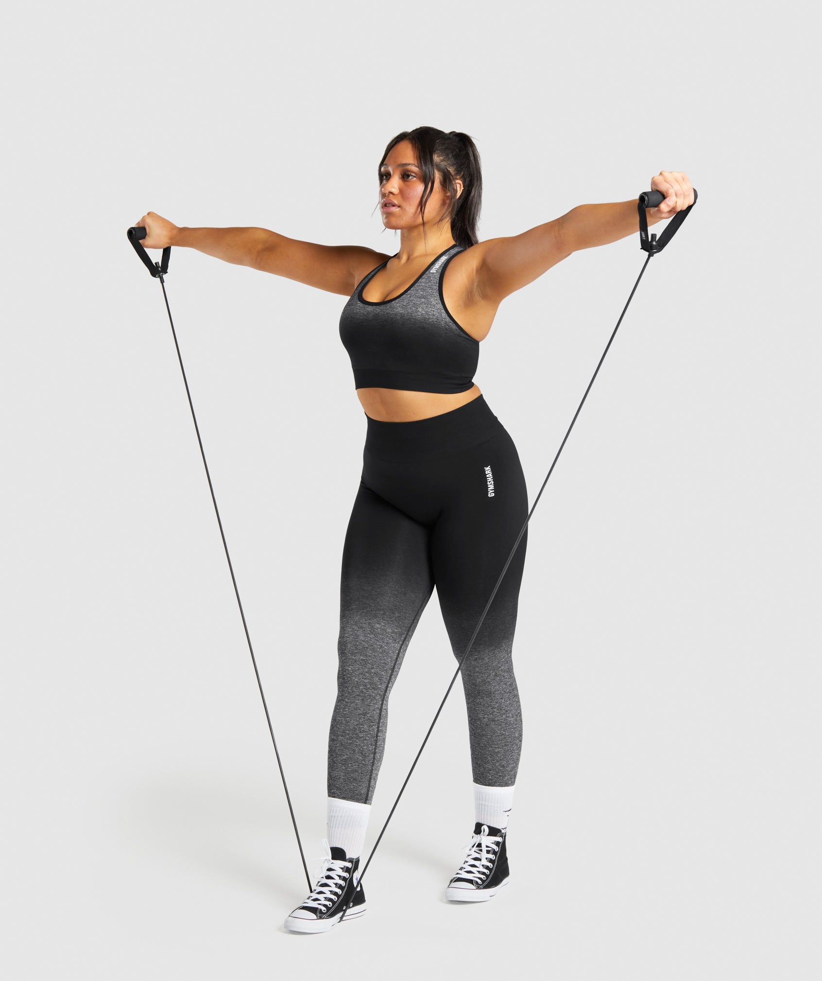 gymshark-adapt-ombre-sports-bra-black-black-marl