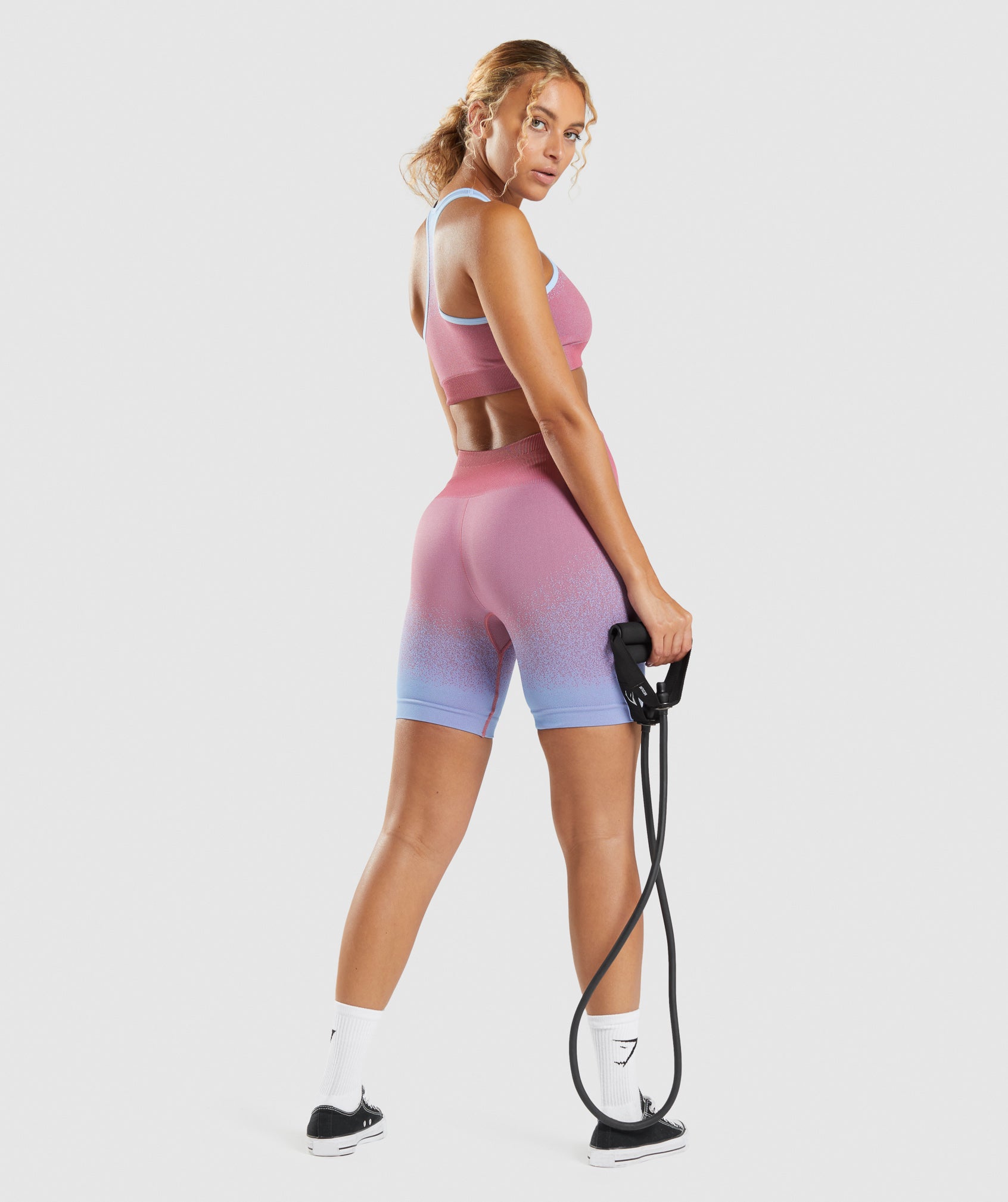 gymshark-adapt-ombre-seamless-cycling-shorts-rose-pink-light-blue-aw21