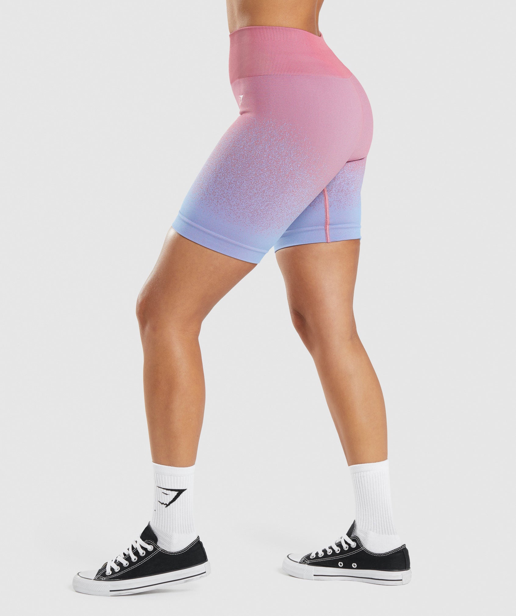 gymshark-adapt-ombre-seamless-cycling-shorts-rose-pink-light-blue-aw21