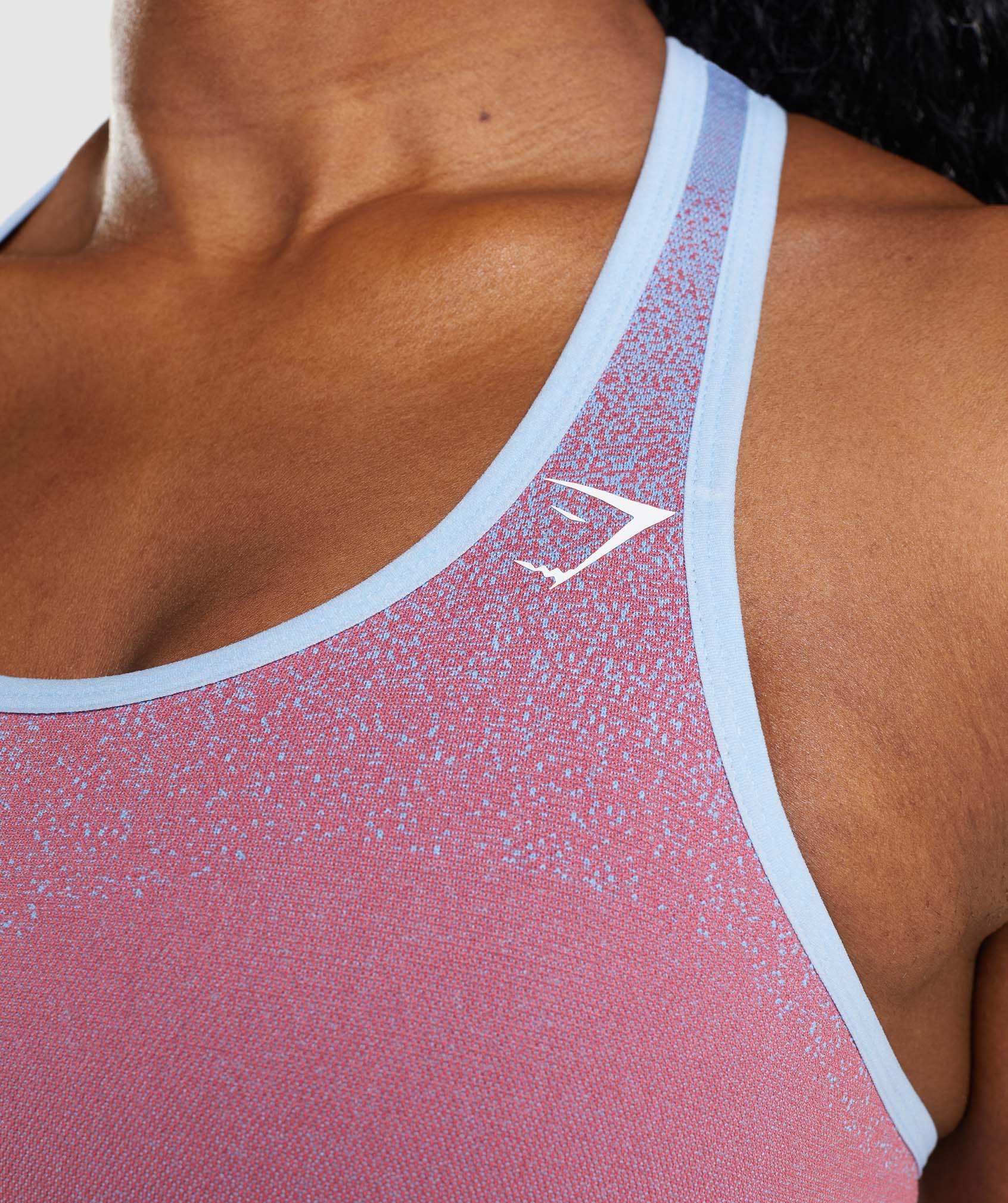 gymshark-adapt-ombre-seamless-sports-bra-rose-pink-light-blue-aw21