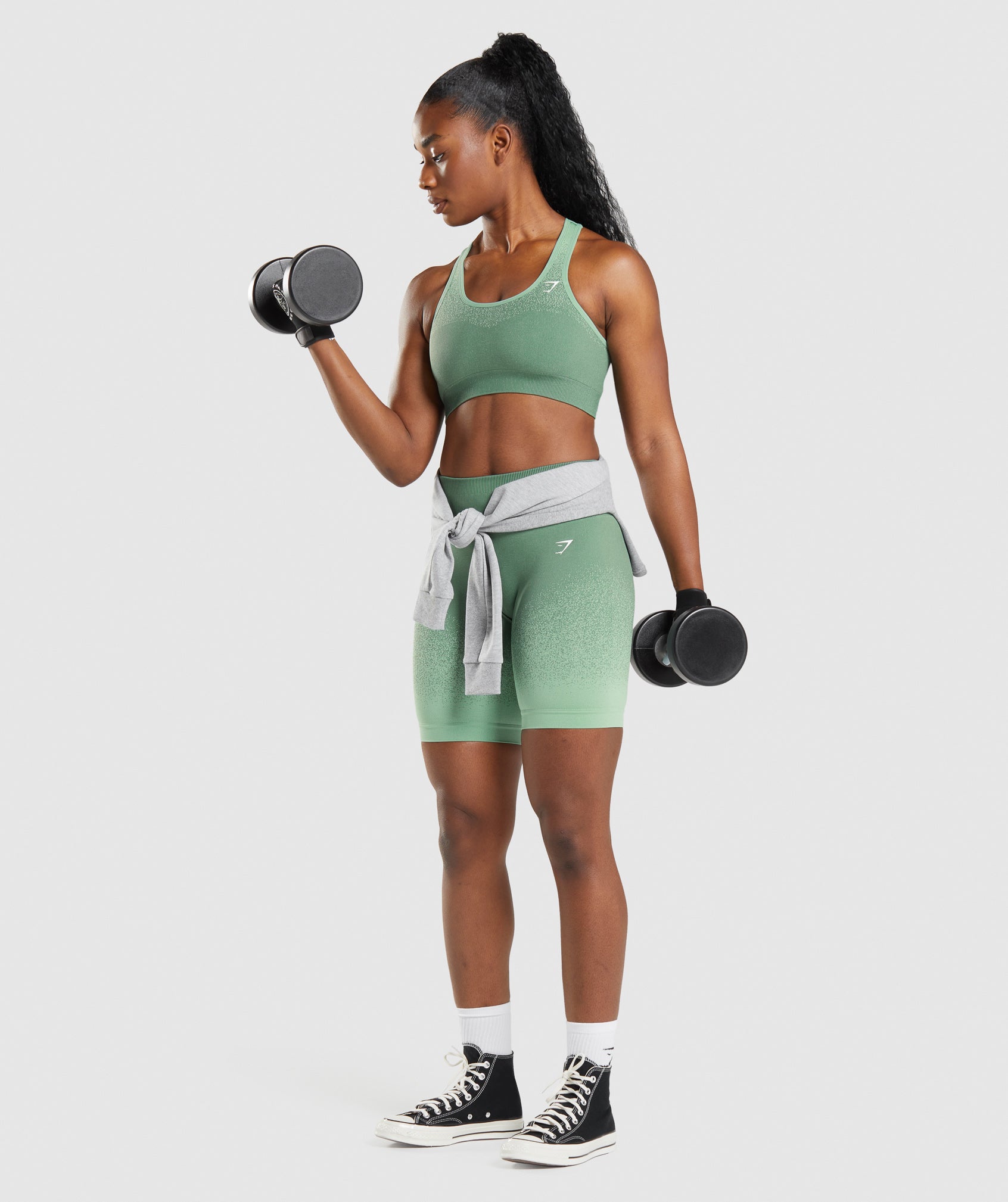 gymshark-adapt-ombre-seamless-sports-bra-green-light-gree-aw21