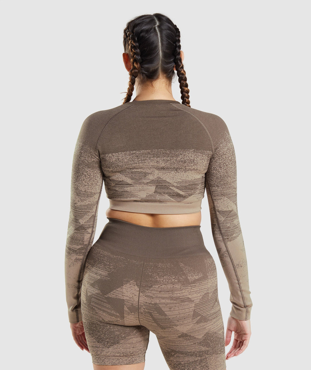gymshark-adapt-ombre-crop-top-triangle-penny-brown-print-ss22