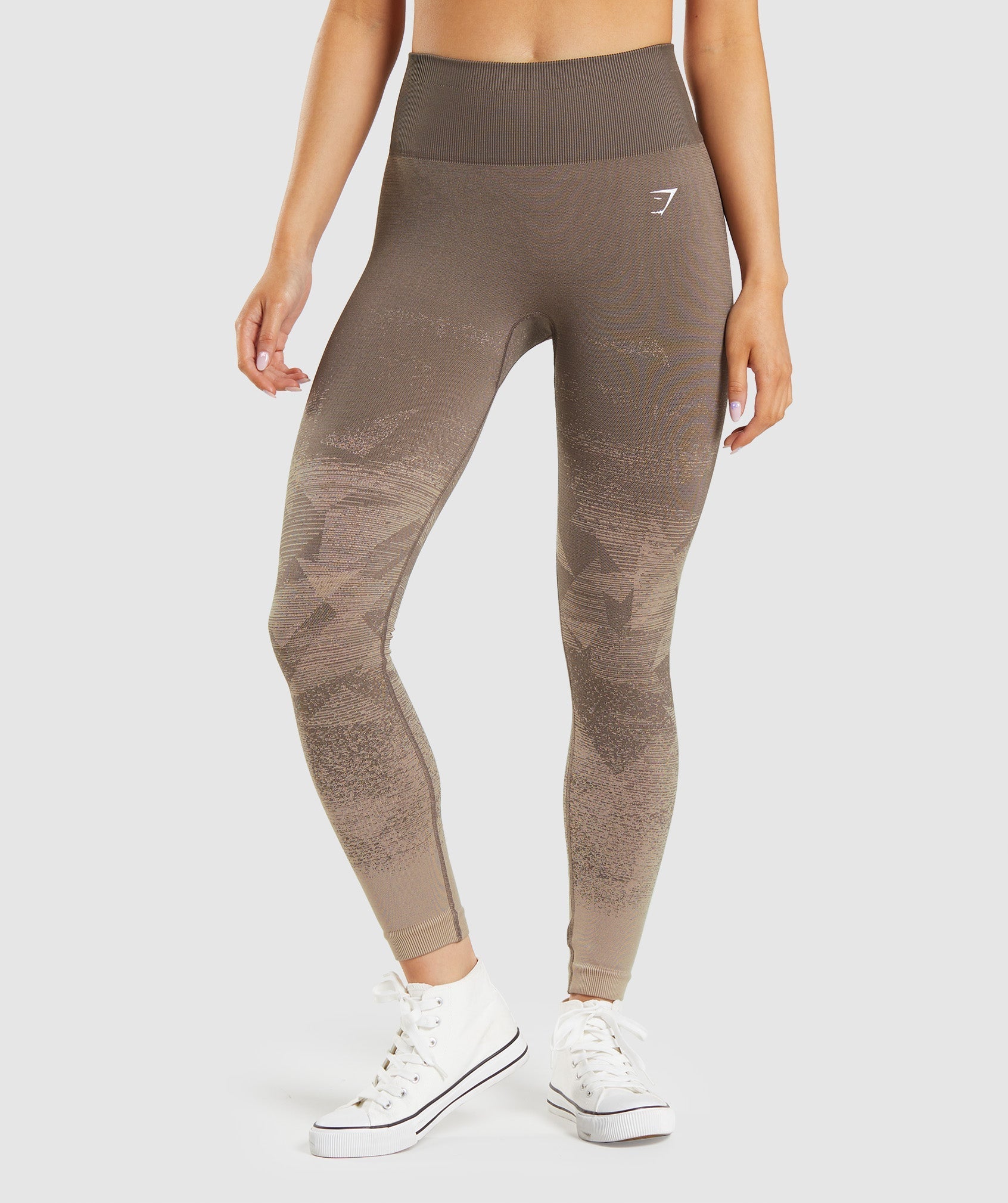 gymshark-adapt-ombre-seamless-leggings-triangle-penny-brown-print-ss22
