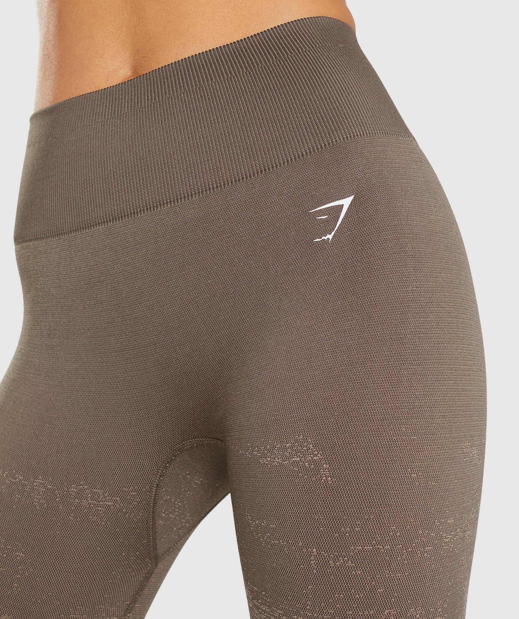 gymshark-adapt-ombre-seamless-leggings-triangle-penny-brown-print-ss22