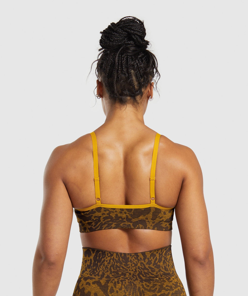 gymshark-adapt-safari-seamless-sports-bra-archive-brown-burnt-yellow-ss24