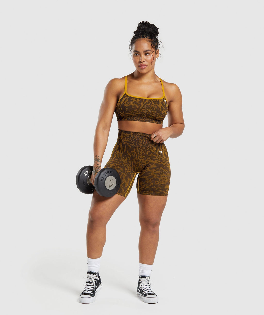 gymshark-adapt-safari-seamless-sports-bra-archive-brown-burnt-yellow-ss24