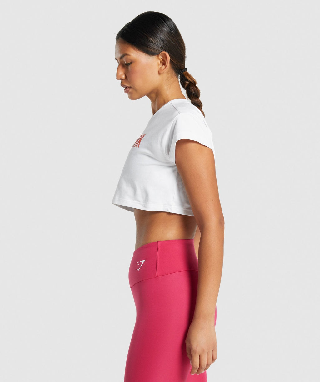 gymshark-animal-graphic-infill-crop-tee-white