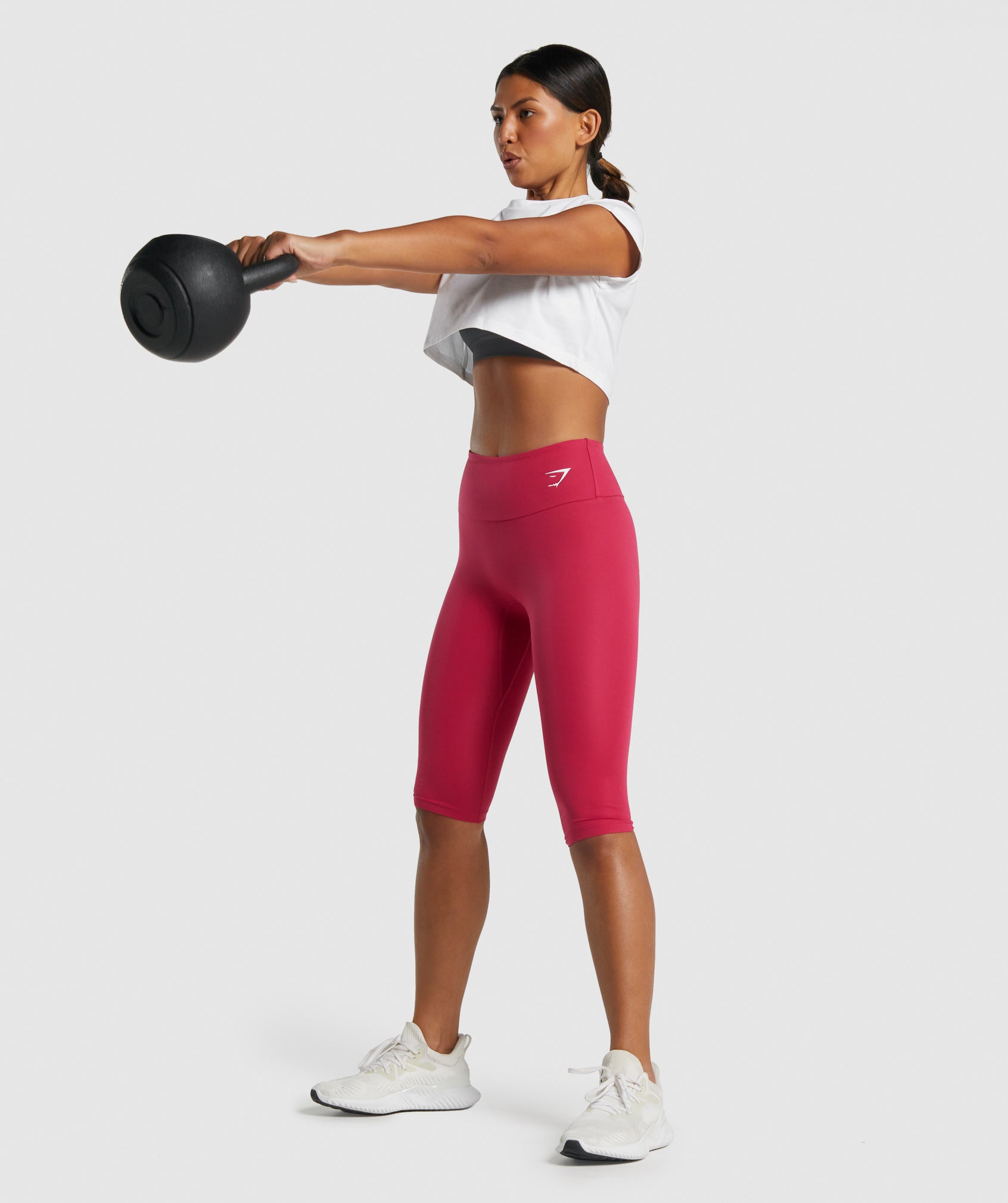 gymshark-animal-graphic-infill-crop-tee-white