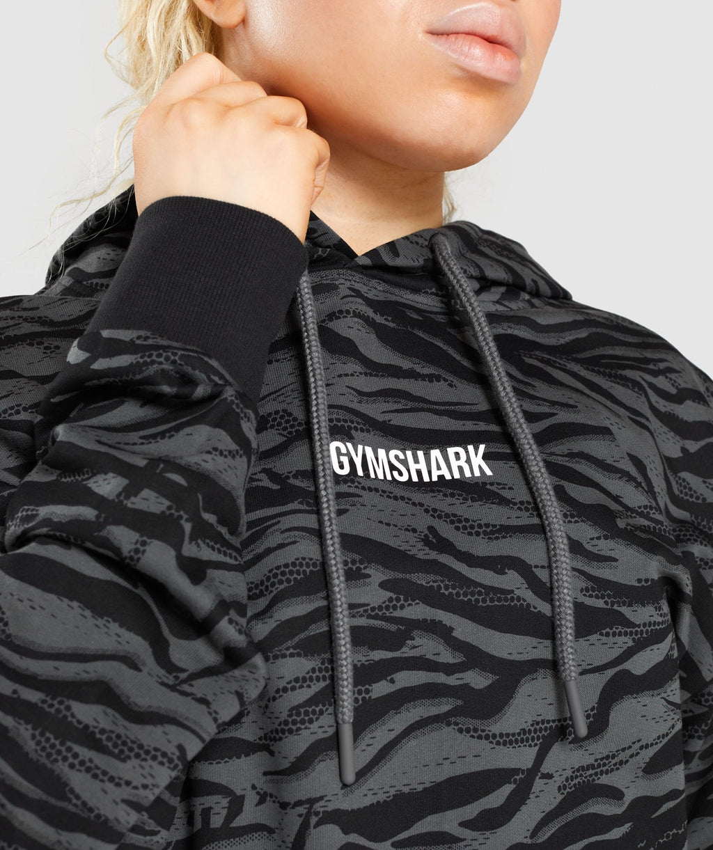 gymshark-animal-graphic-hoodie-black-print