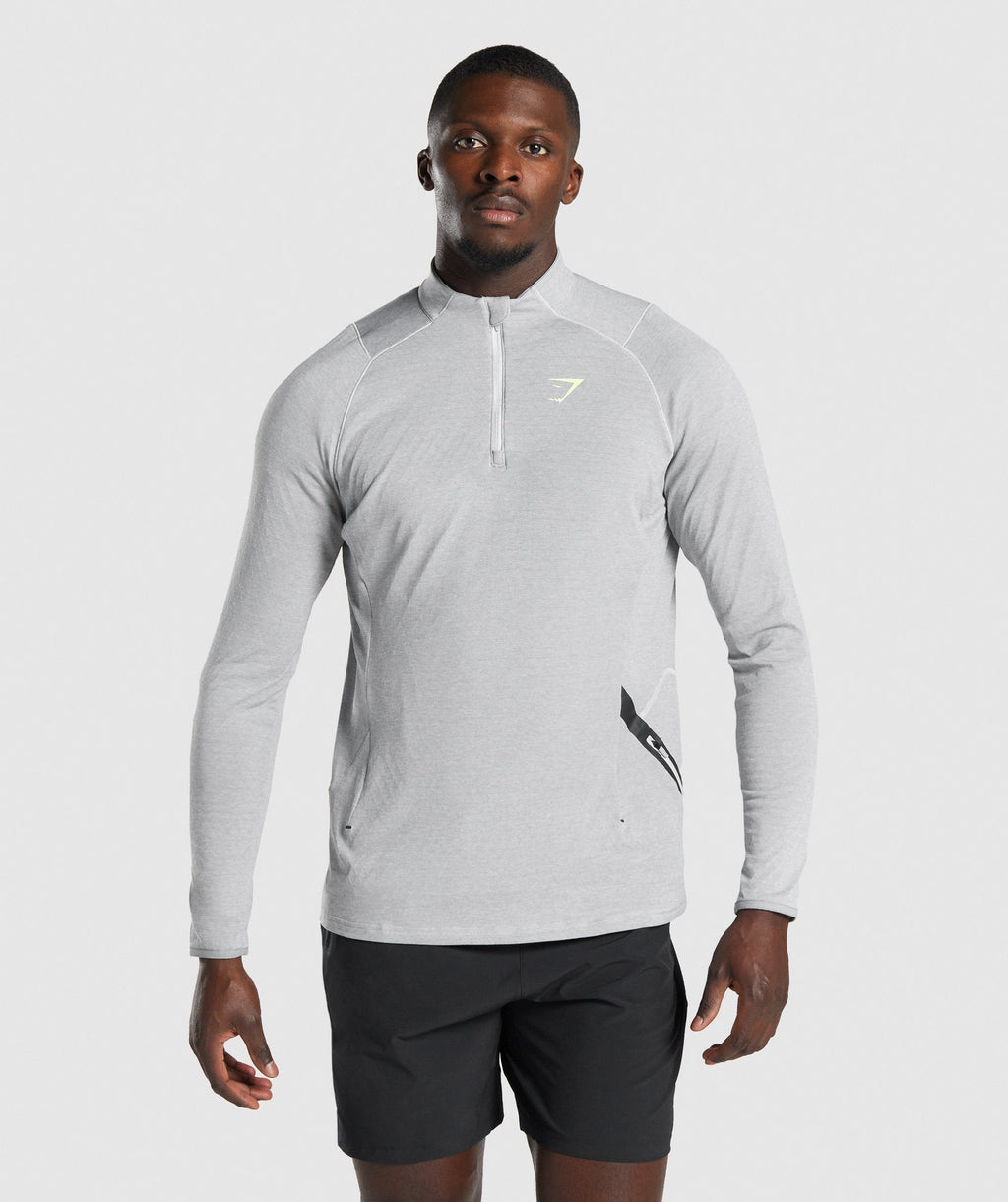 gymshark-apex-1-4-zip-pullover-light-grey