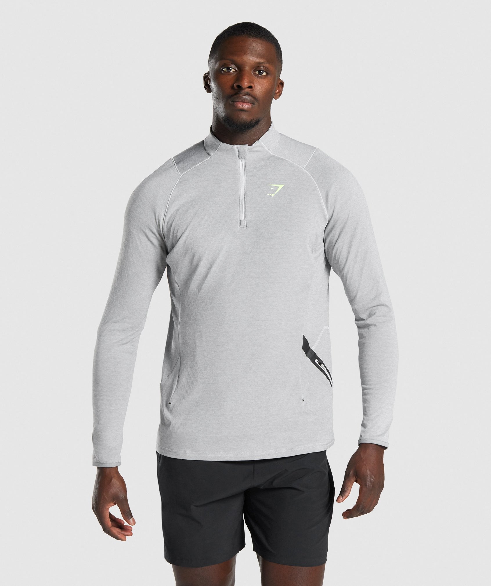 gymshark-apex-1-4-zip-pullover-light-grey