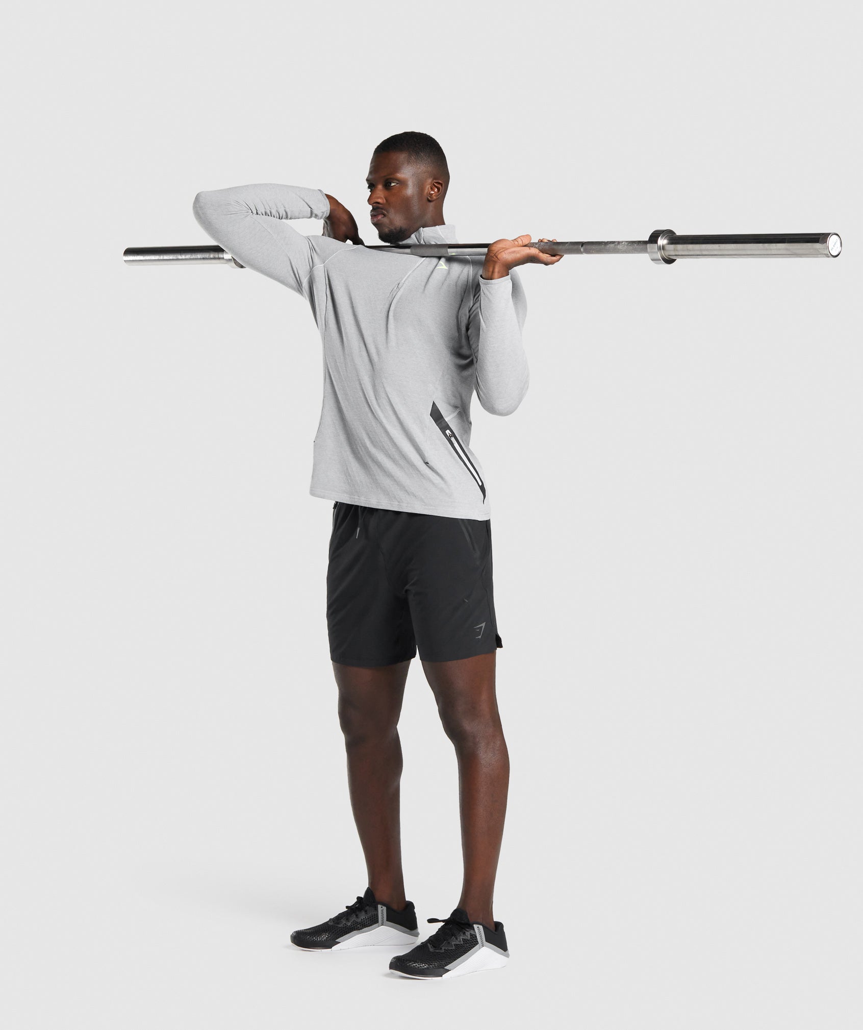gymshark-apex-1-4-zip-pullover-light-grey