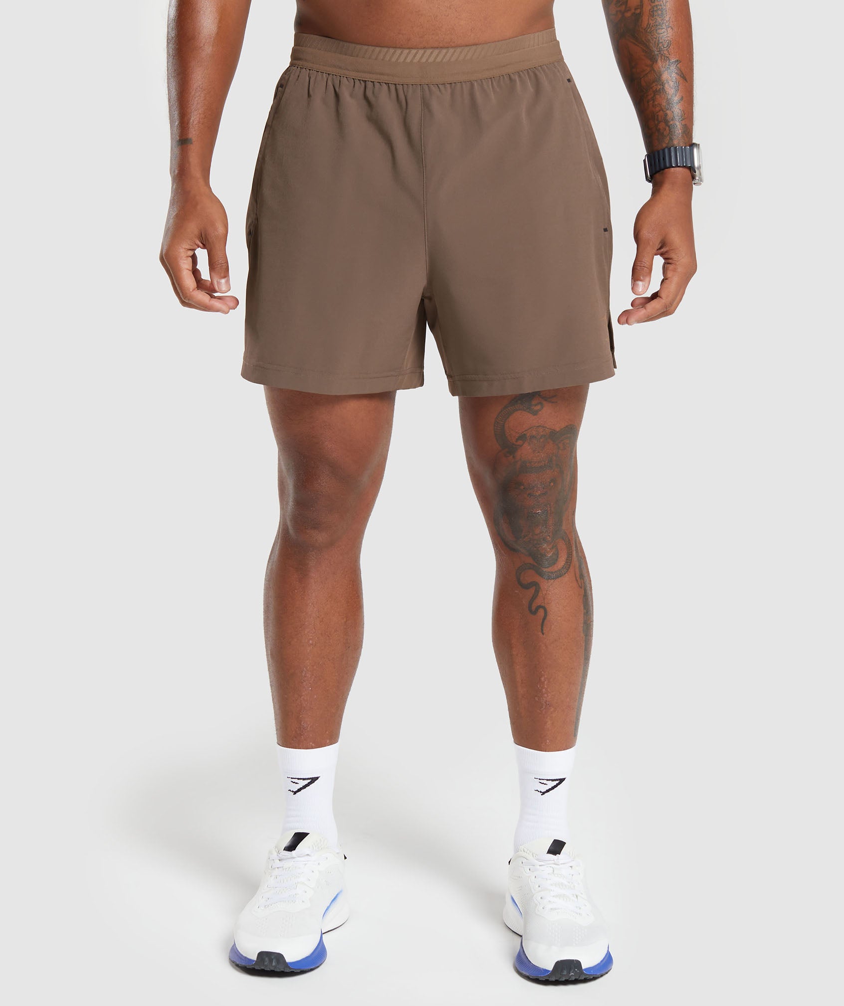 gymshark-apex-5-hybrid-shorts-soft-brown-aw23