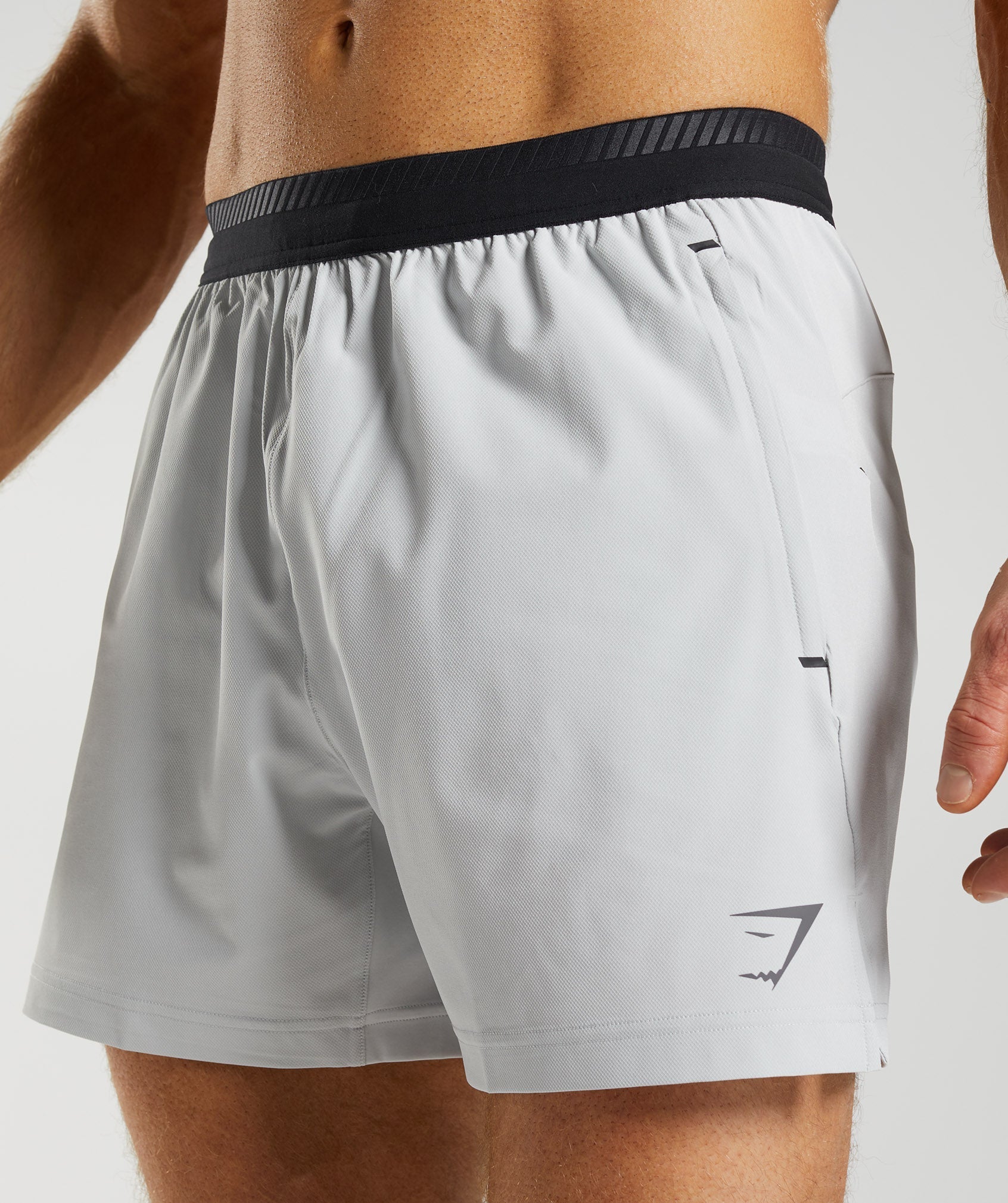 gymshark-apex-5-hybrid-shorts-light-grey-ss23
