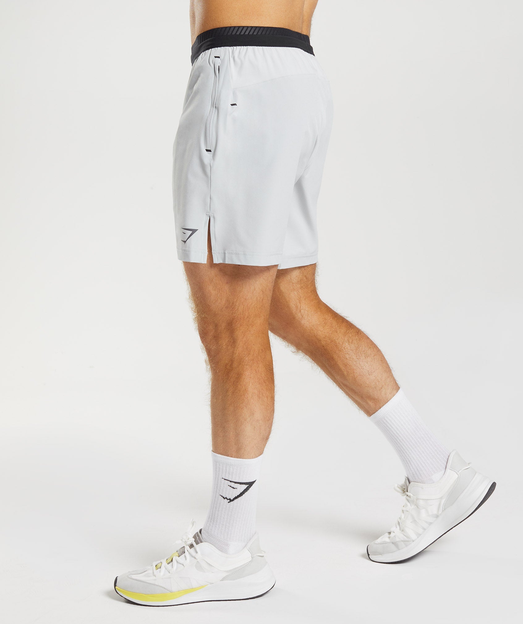 gymshark-apex-7-hybrid-shorts-light-grey-ss23