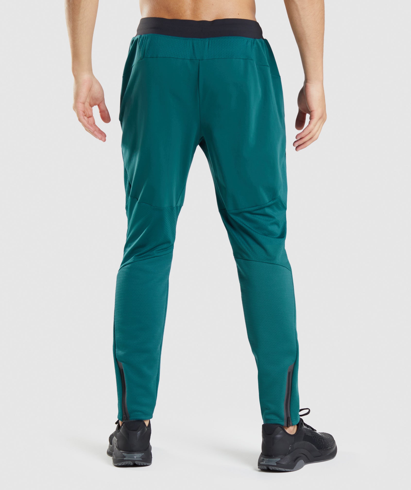 gymshark-apex-joggers-teal-aw21