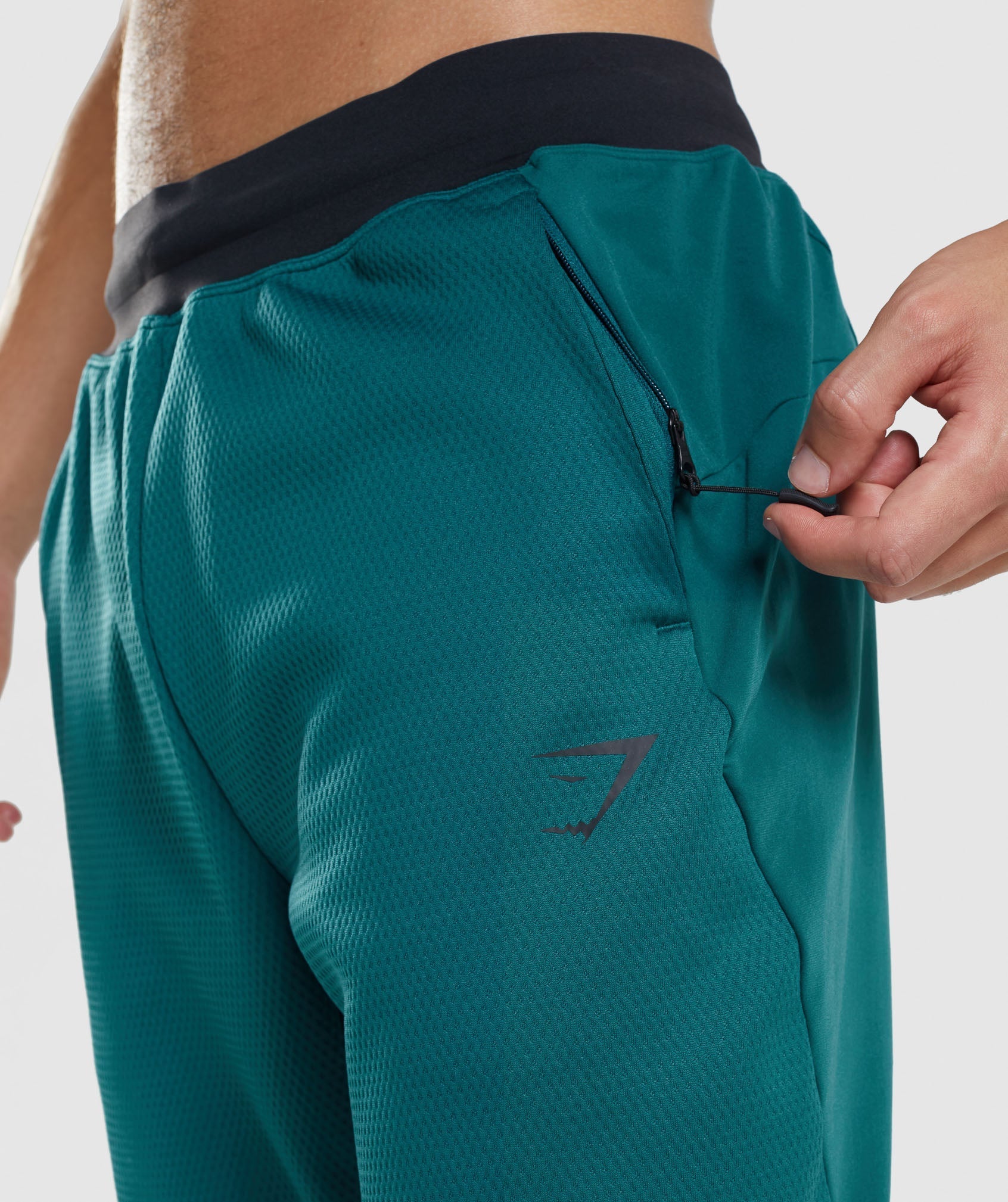 gymshark-apex-joggers-teal-aw21