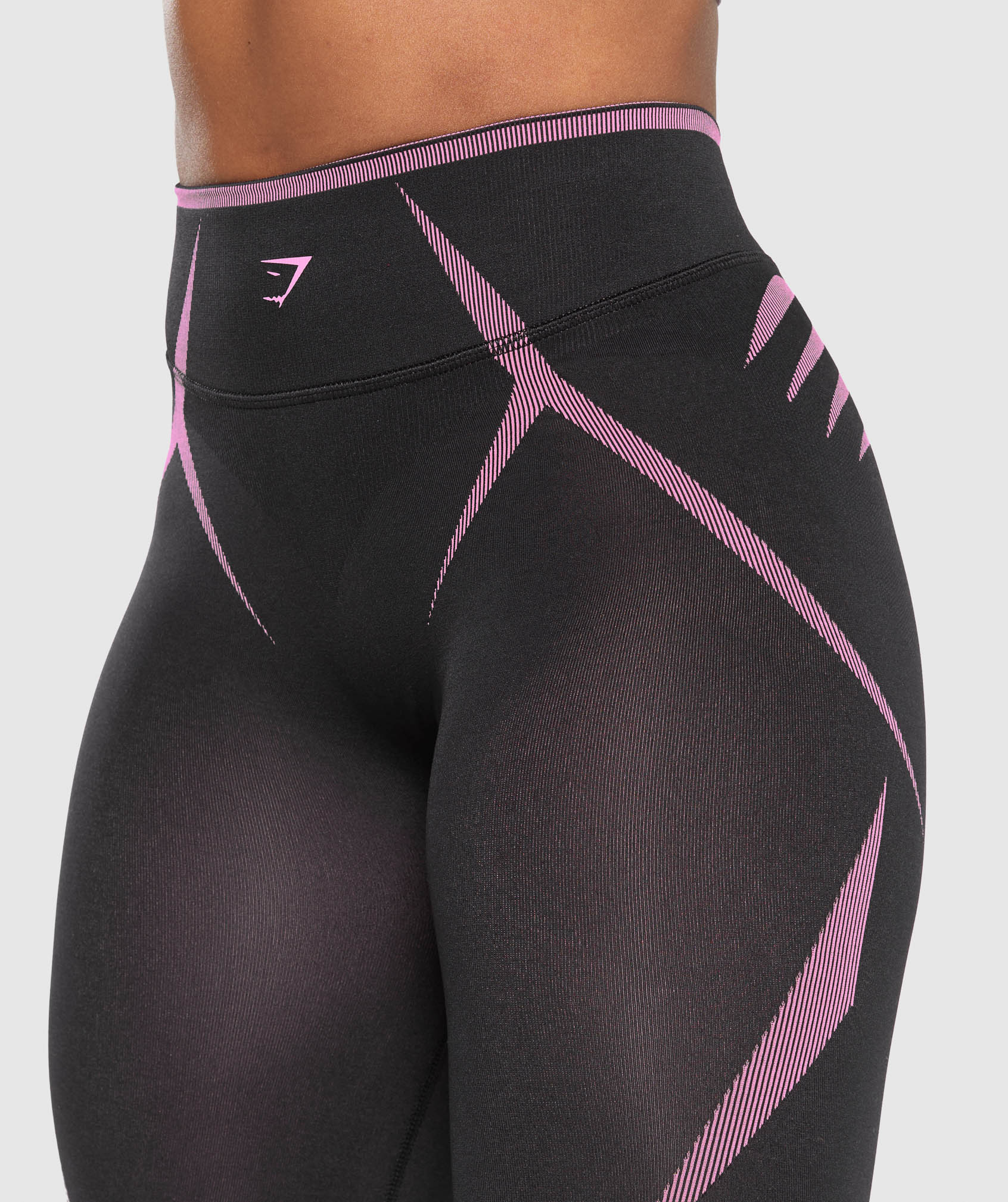 gymshark-apex-lift-seamless-leggings-darkest-purple-sour-pink-ss25
