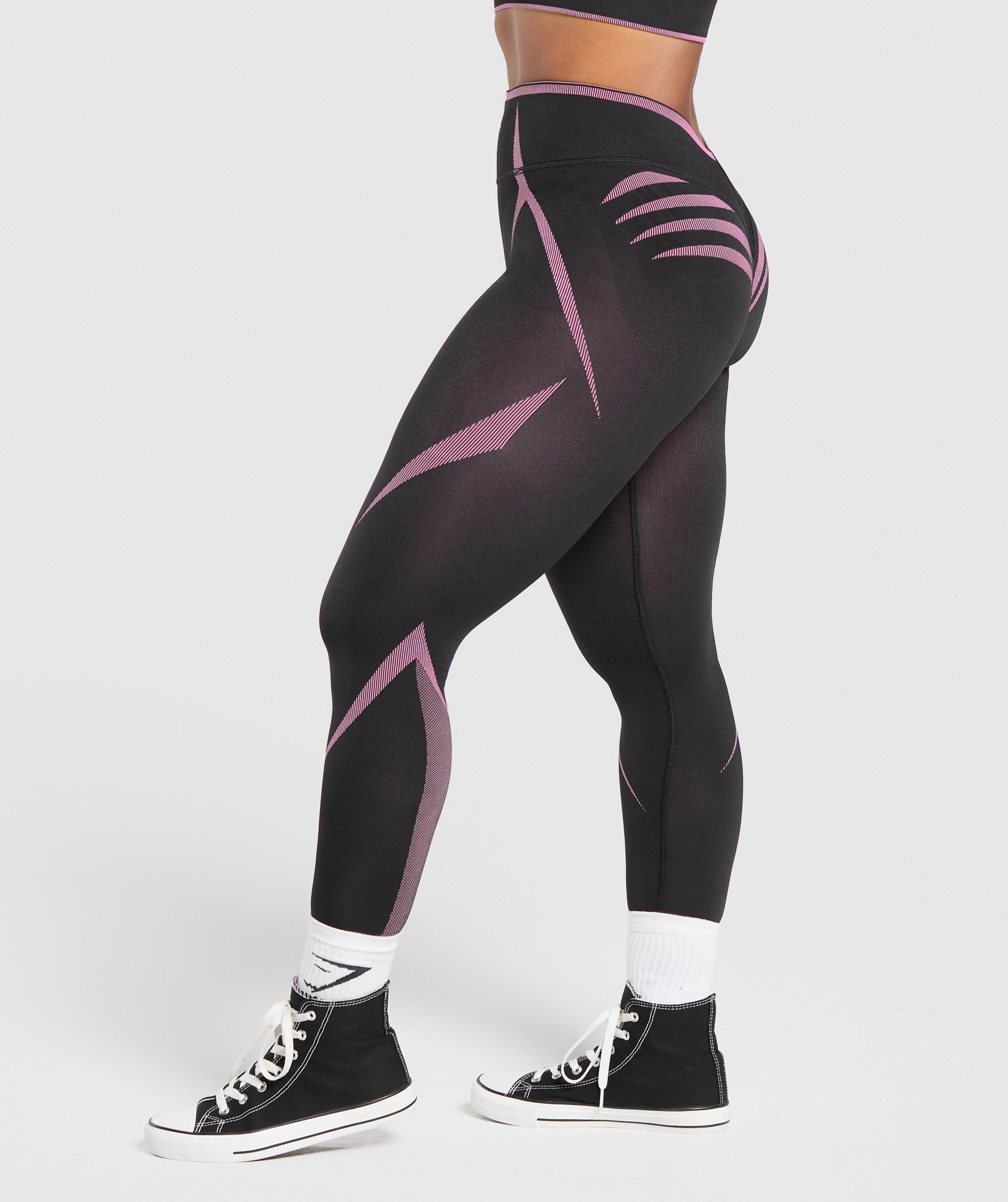 gymshark-apex-lift-seamless-leggings-darkest-purple-sour-pink-ss25