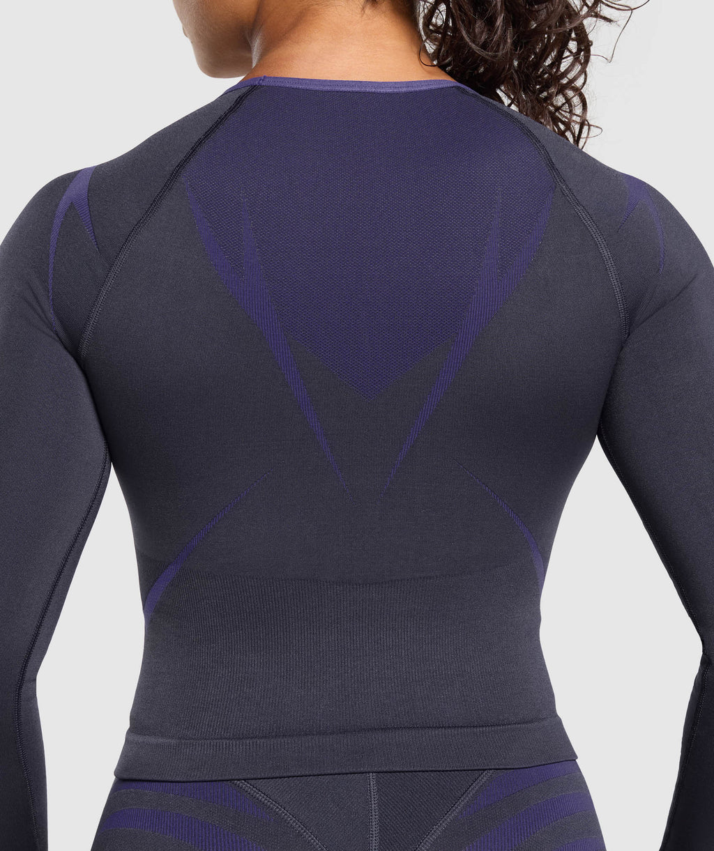 gymshark-apex-lift-seamless-long-sleeve-crop-top-heavy-blue-cobalt-purple-ss25