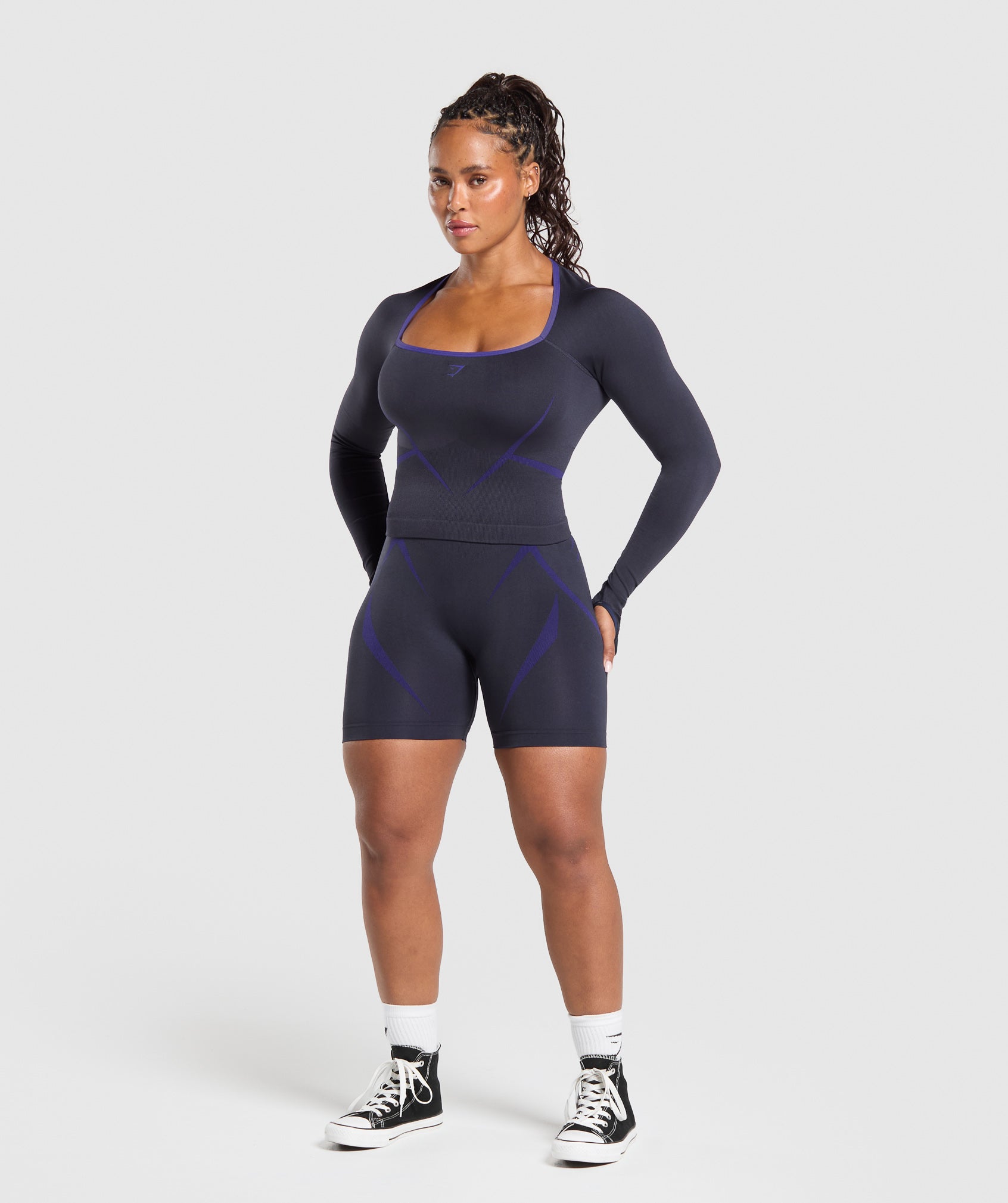 gymshark-apex-lift-seamless-long-sleeve-crop-top-heavy-blue-cobalt-purple-ss25