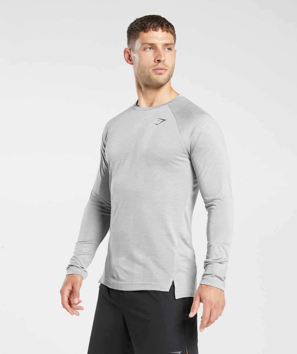 gymshark-apex-long-sleeve-t-shirt-light-grey-smokey-grey-aw23