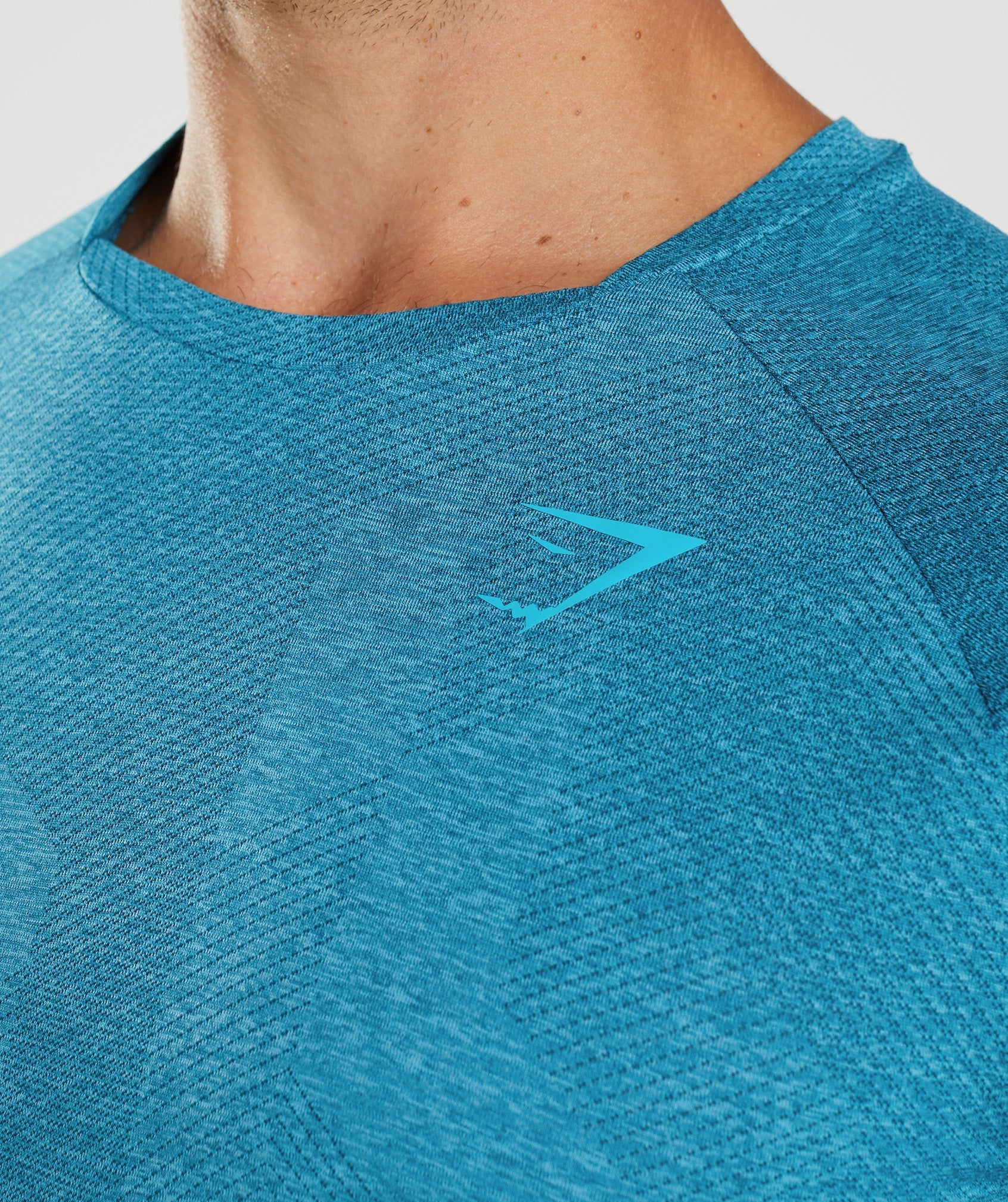 gymshark-apex-long-sleeve-t-shirt-atlantic-blue-shark-blue-aw22