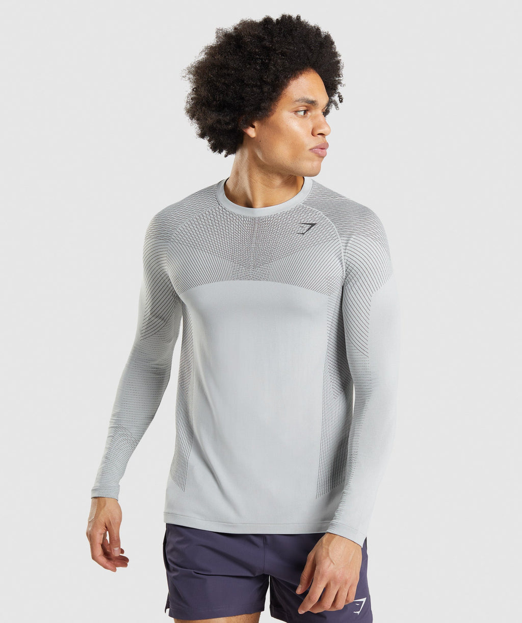 gymshark-apex-seamless-long-sleeve-t-shirt-light-grey-onyx-grey-ss22