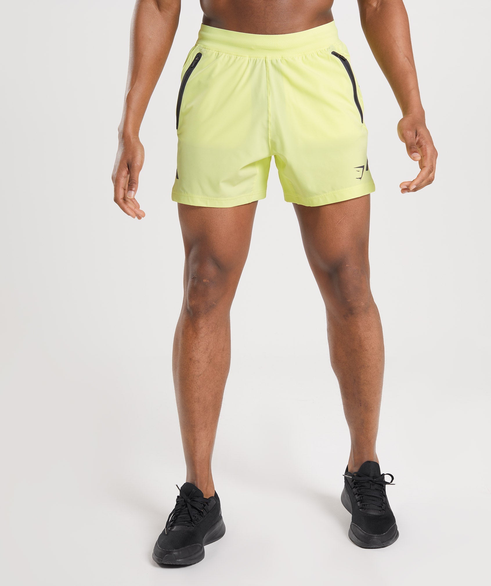gymshark-apex-5-perform-shorts-firefly-green-ss22