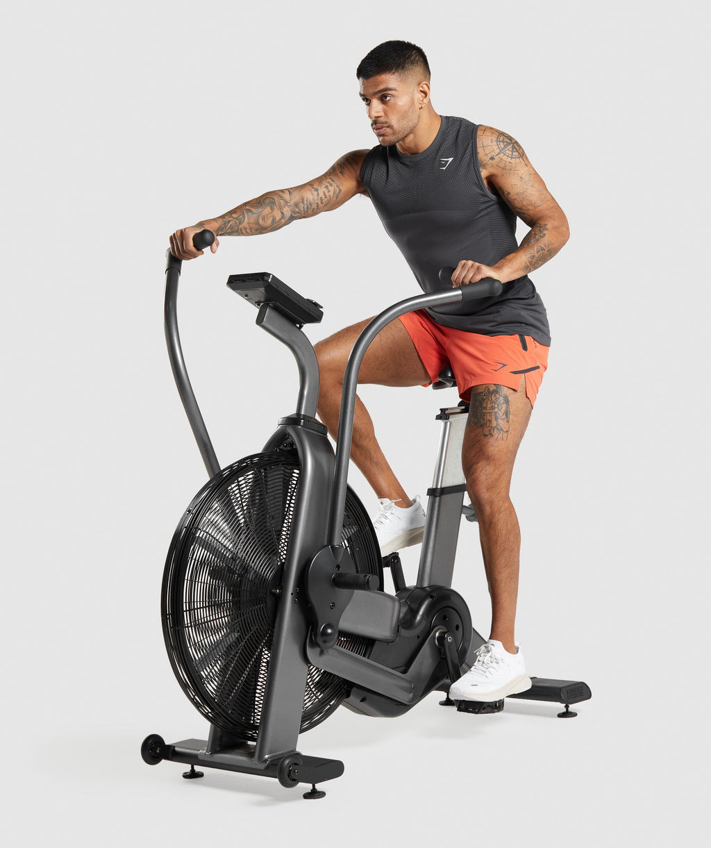 gymshark-apex-5-perform-shorts-papaya-orange-ss22