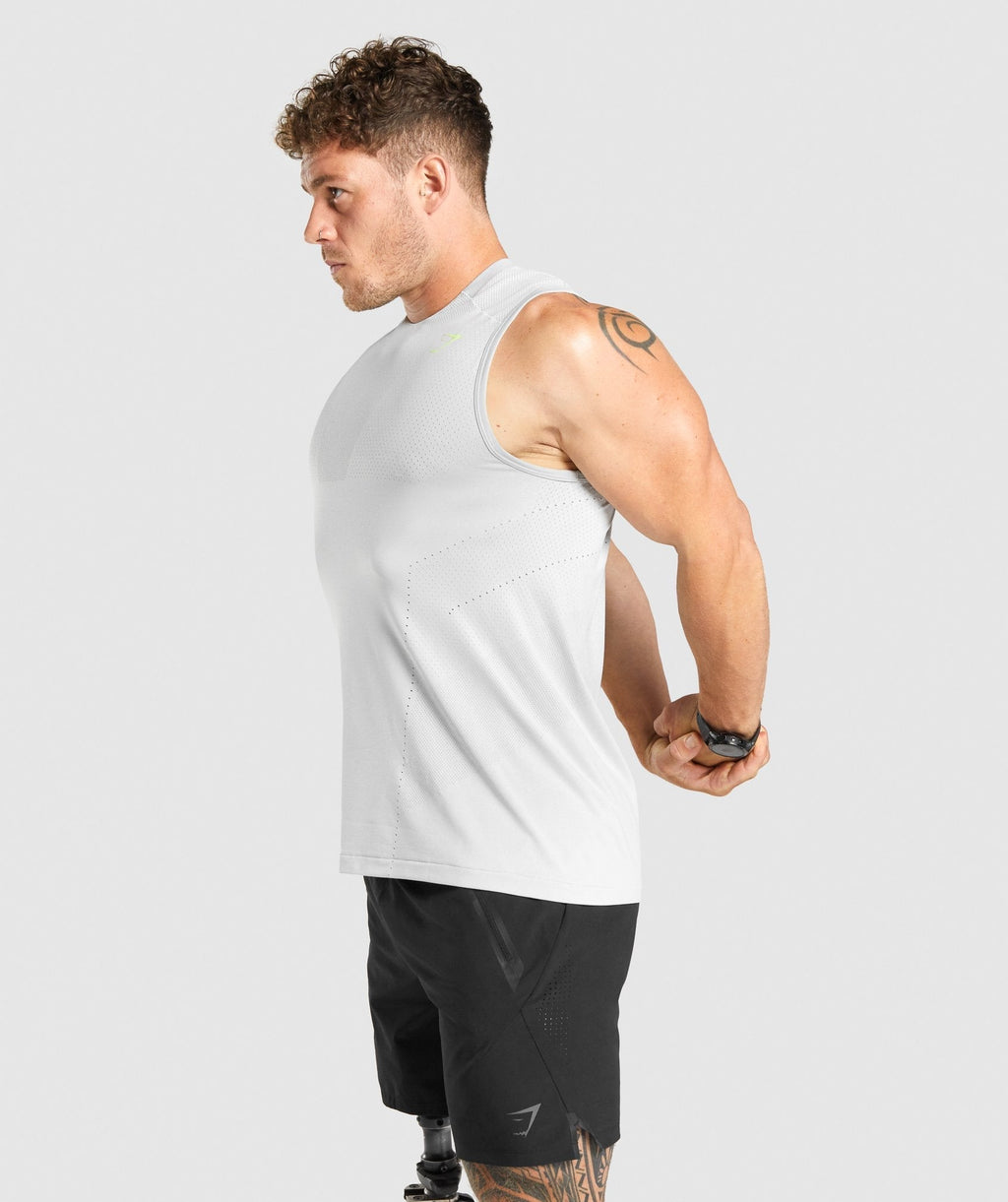 gymshark-apex-seamless-tank-light-grey-gs21