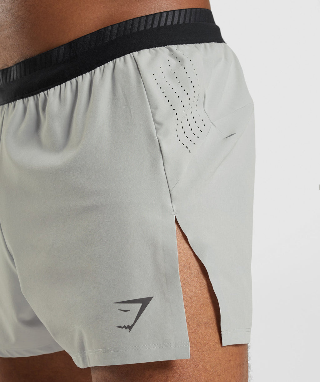gymshark-apex-run-4-shorts-light-grey-ss23