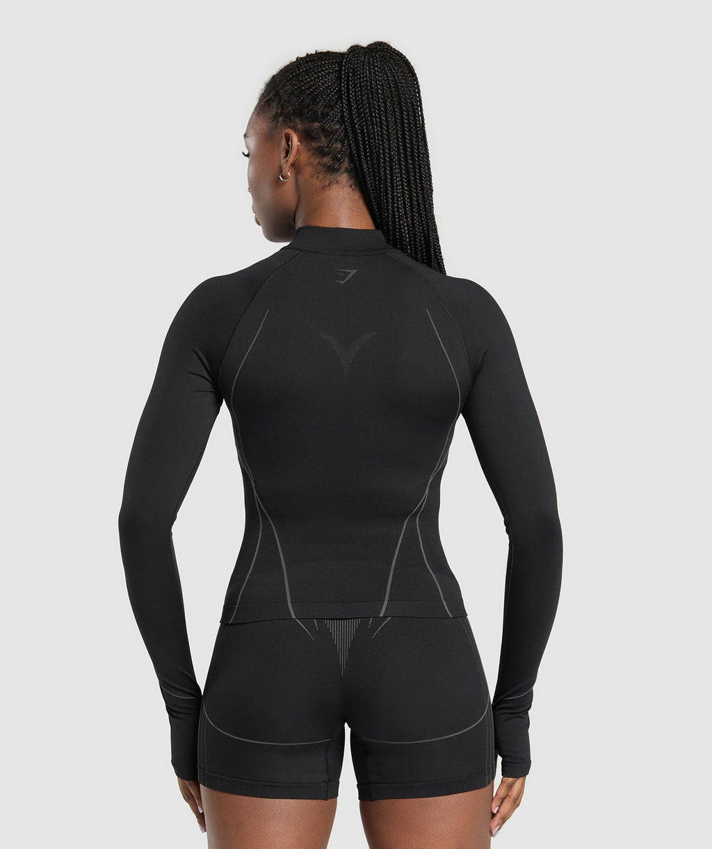 gymshark-apex-seamless-1-4-zip-pullover-black-graphite-grey-ss25