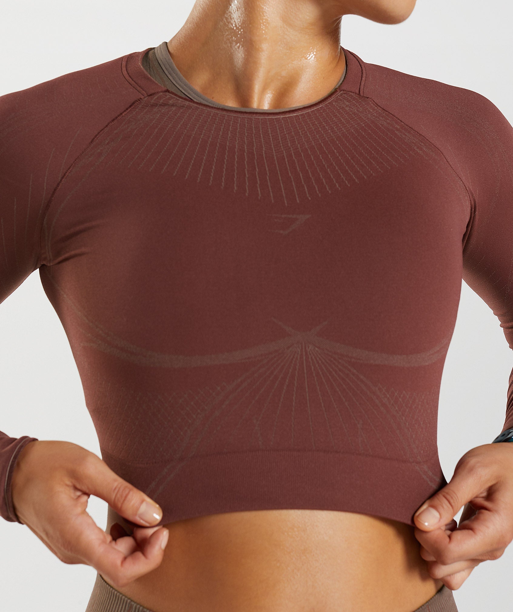 gymshark-apex-seamless-crop-top-cherry-brown-truffle-brown-aw22