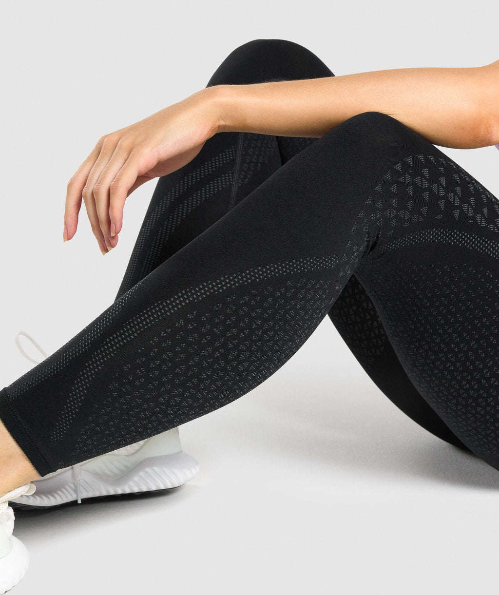 gymshark-apex-seamless-leggings-black-grey