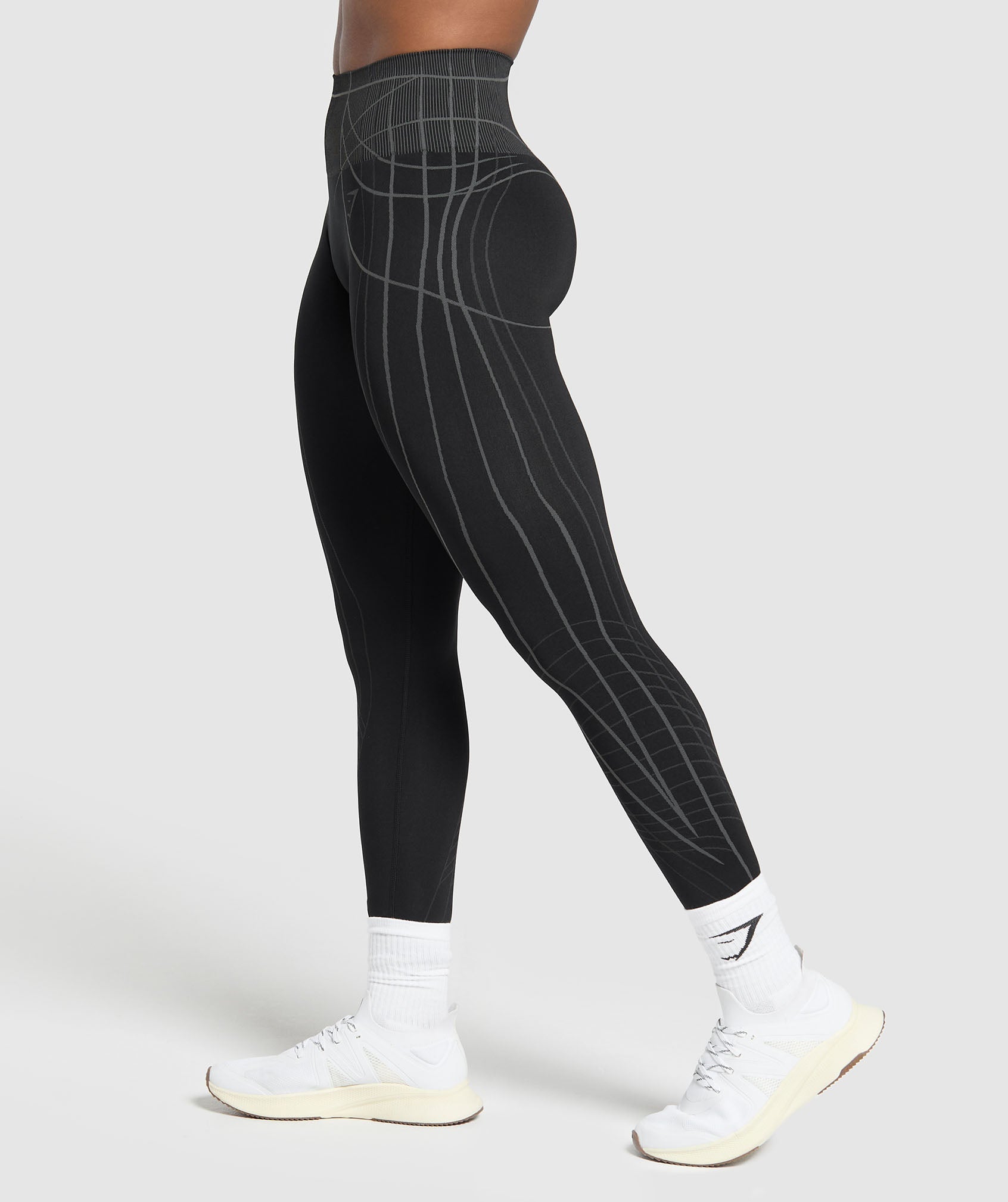 gymshark-apex-seamless-leggings-black-graphite-grey-ss25