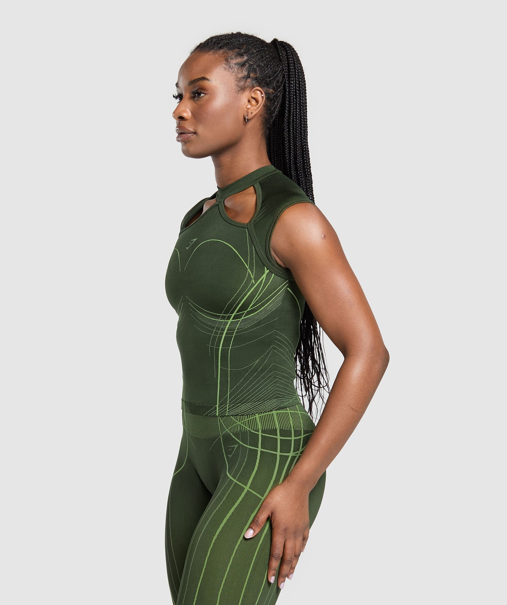 gymshark-apex-seamless-midi-t-shirt-trail-green-energy-gelato-green-ss25