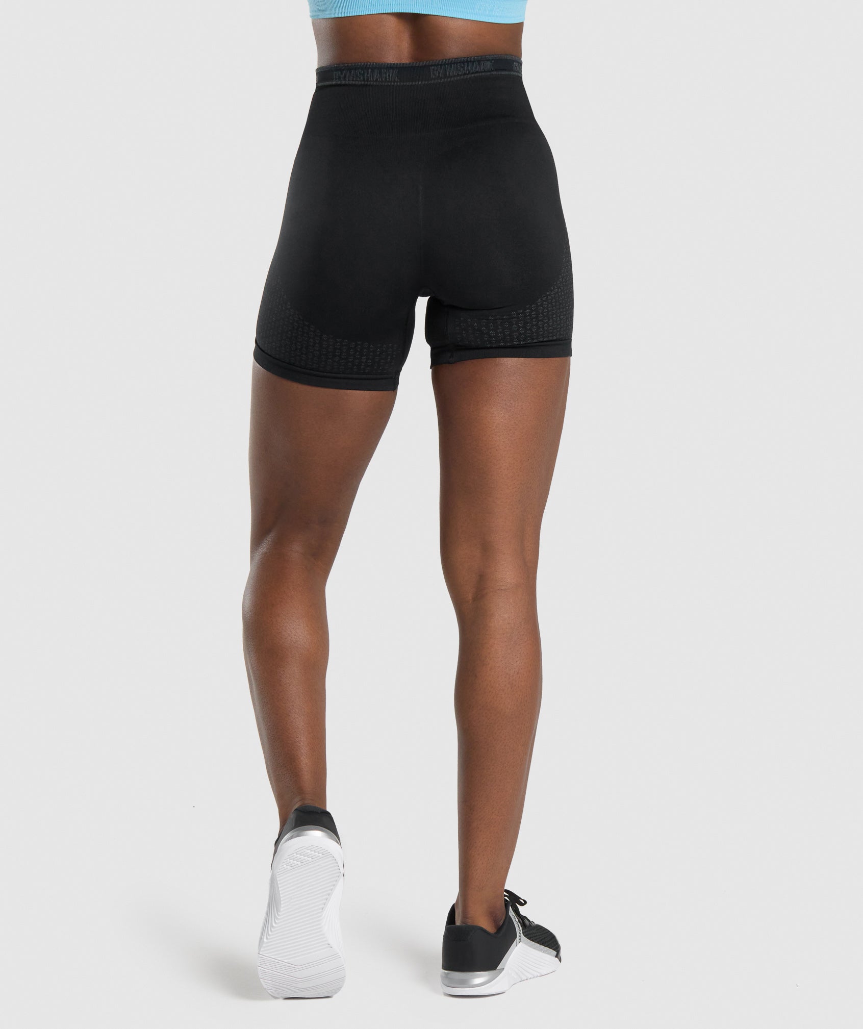 gymshark-apex-seamless-shorts-black-grey
