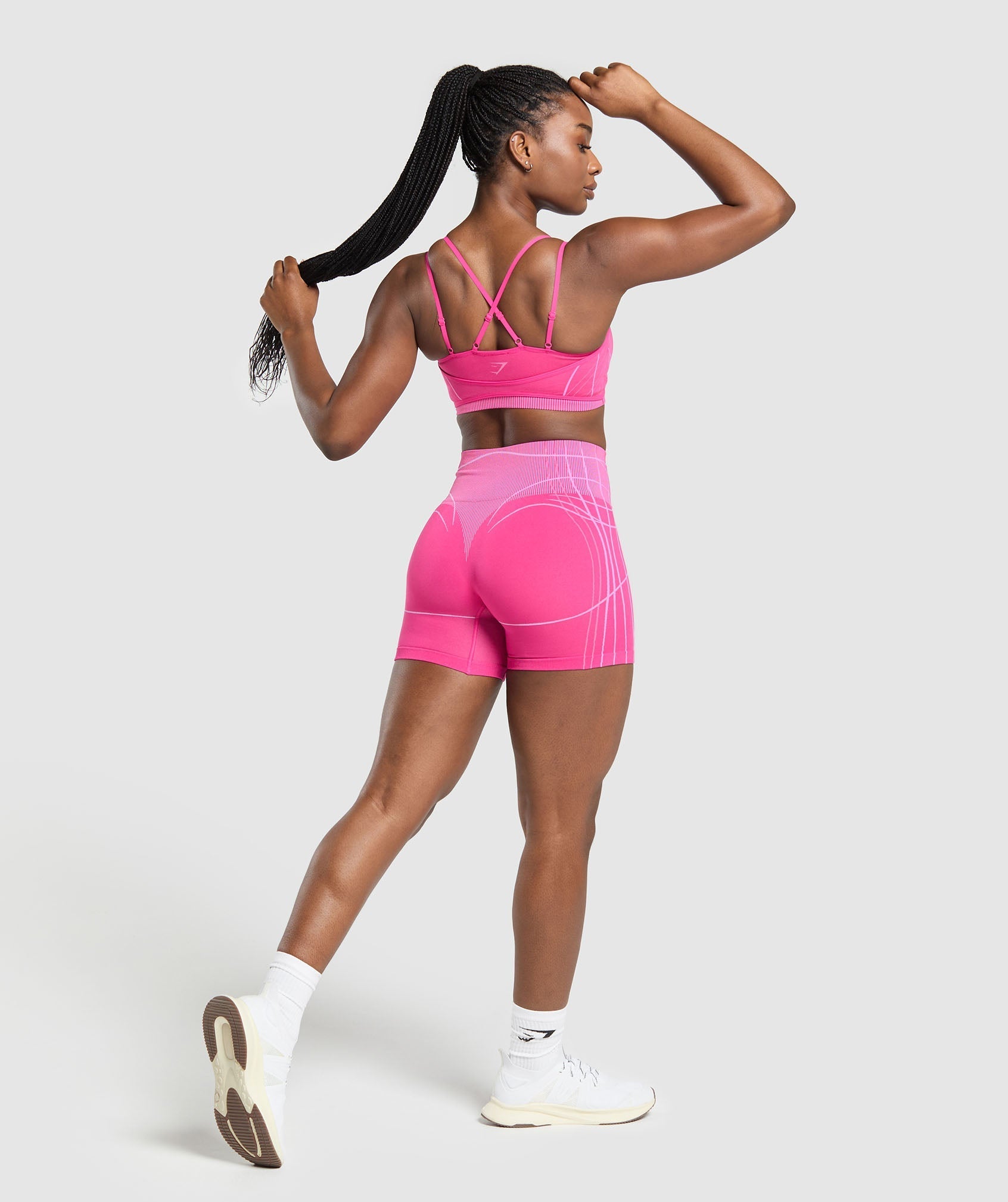 gymshark-apex-seamless-shorts-shorts-pink-ss25