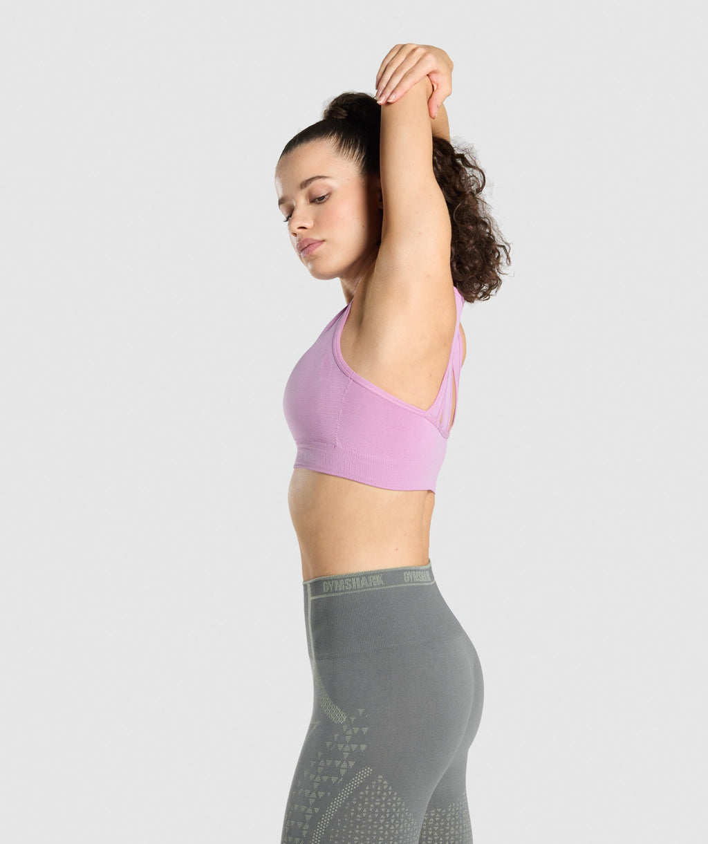 gymshark-apex-seamless-sports-bra-purple-light-purple