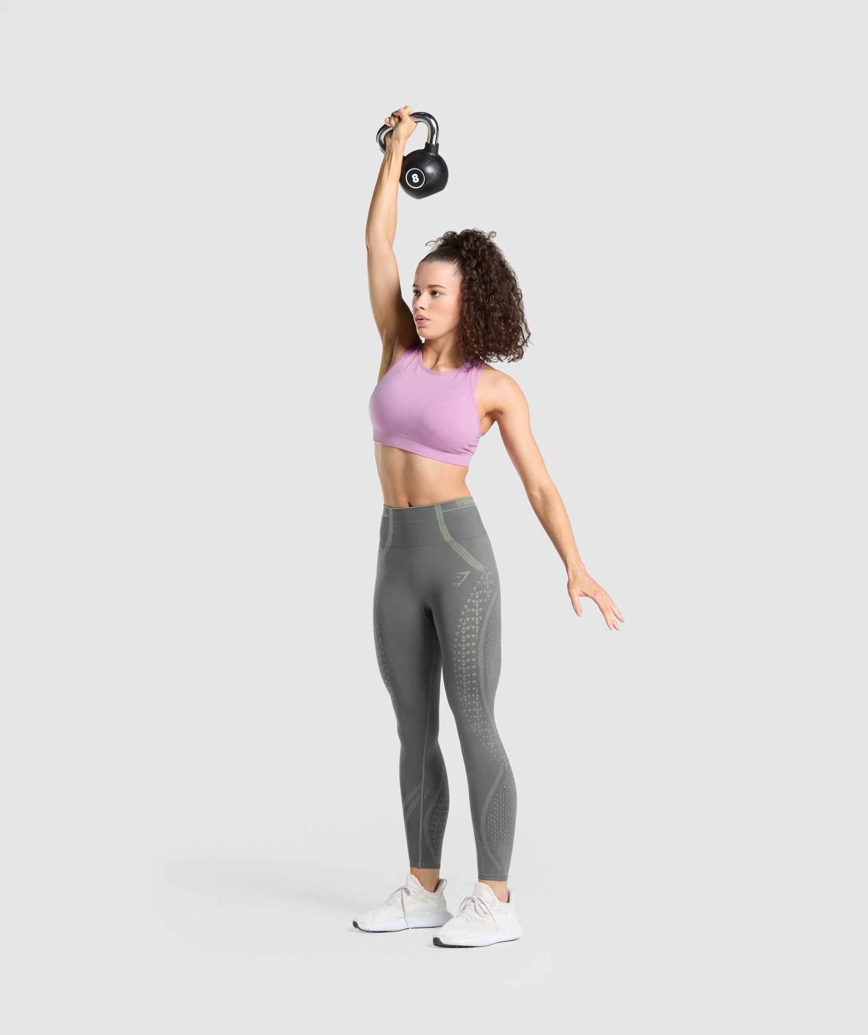 gymshark-apex-seamless-sports-bra-purple-light-purple