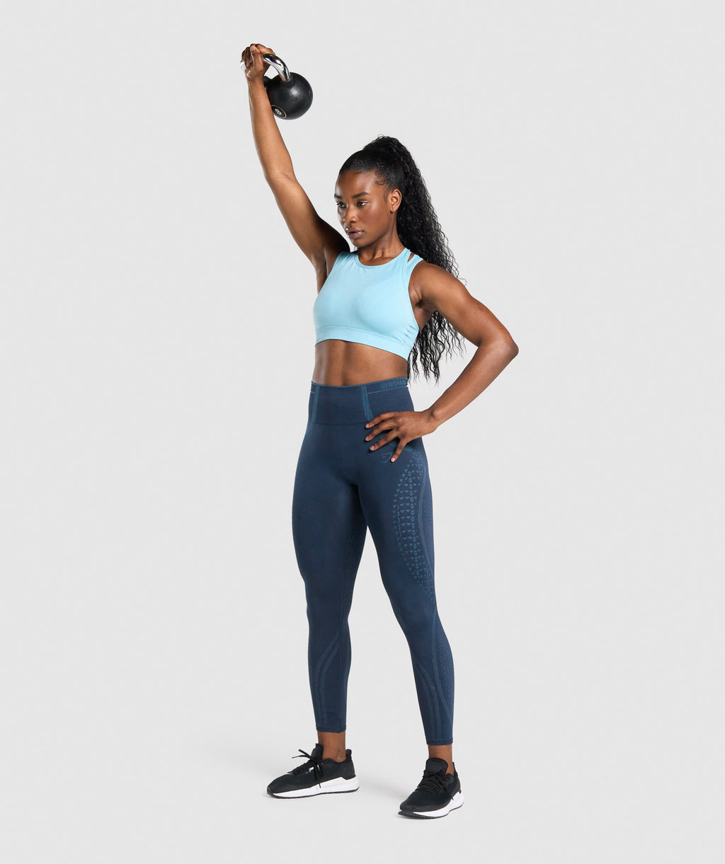 gymshark-apex-seamless-sports-bra-light-blue
