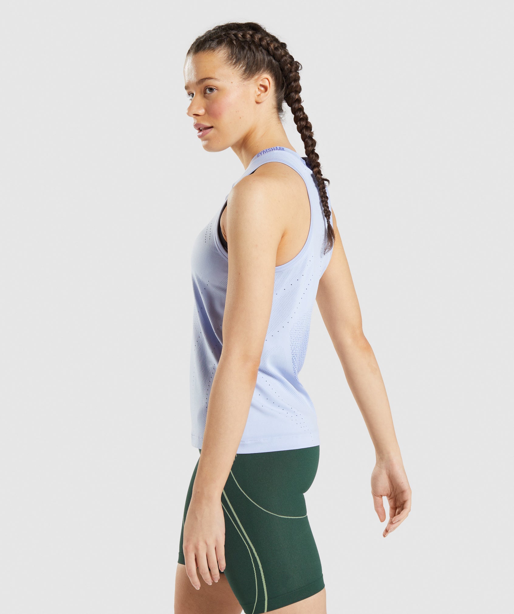 gymshark-apex-seamless-tank-lavender-blue-court-blue-ss22