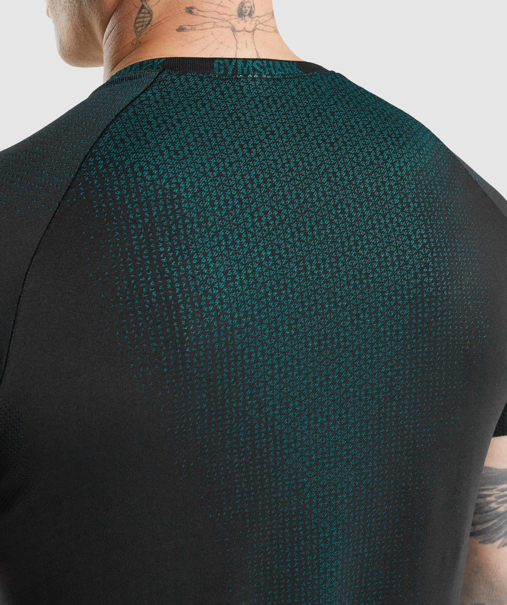 gymshark-apex-contrast-t-shirt-black-teal-aw21