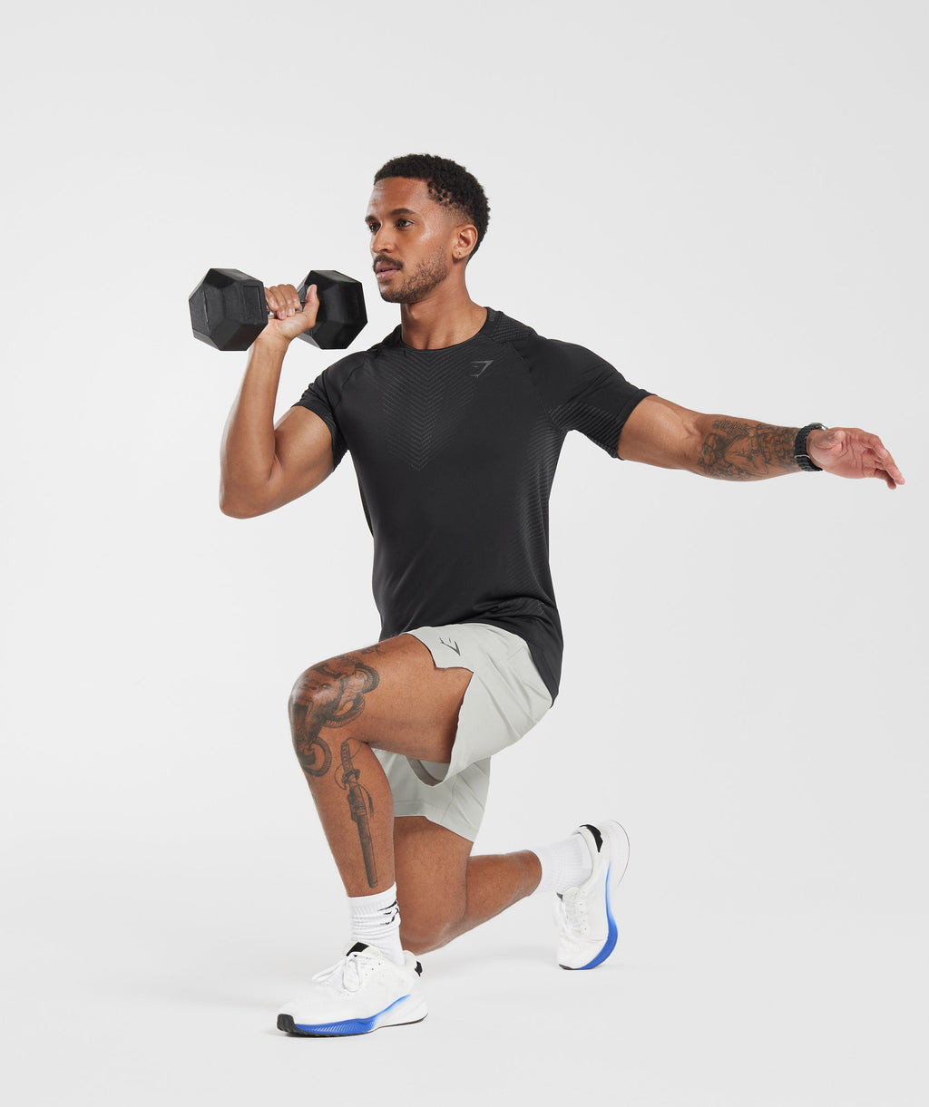 gymshark-apex-seamless-t-shirt-black-silhouette-grey-ss23