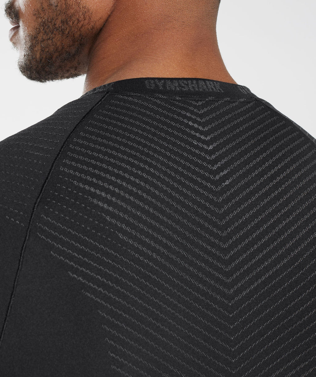 gymshark-apex-seamless-t-shirt-black-silhouette-grey-ss23