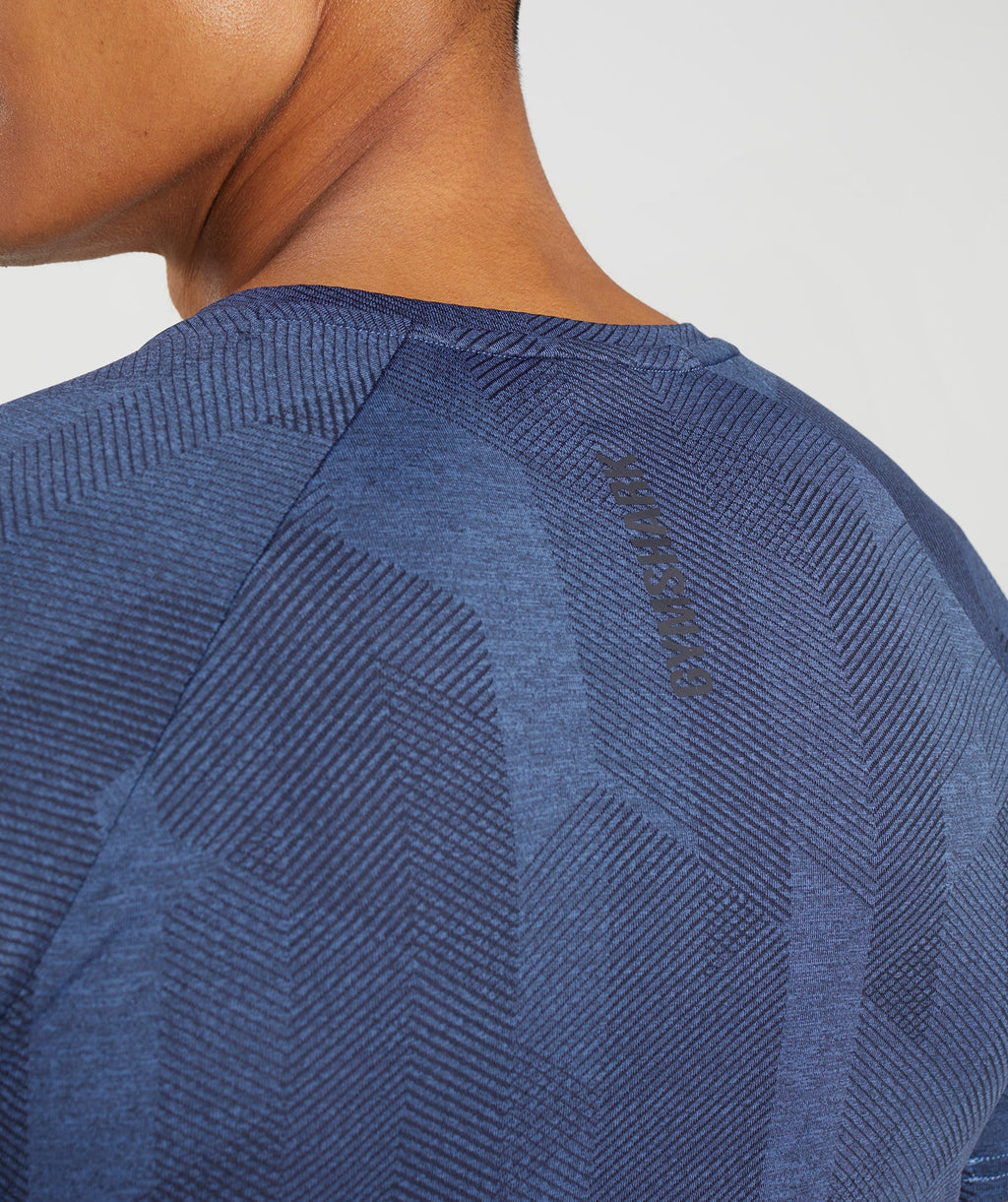 gymshark-apex-t-shirt-onyx-grey-court-blue-ss22