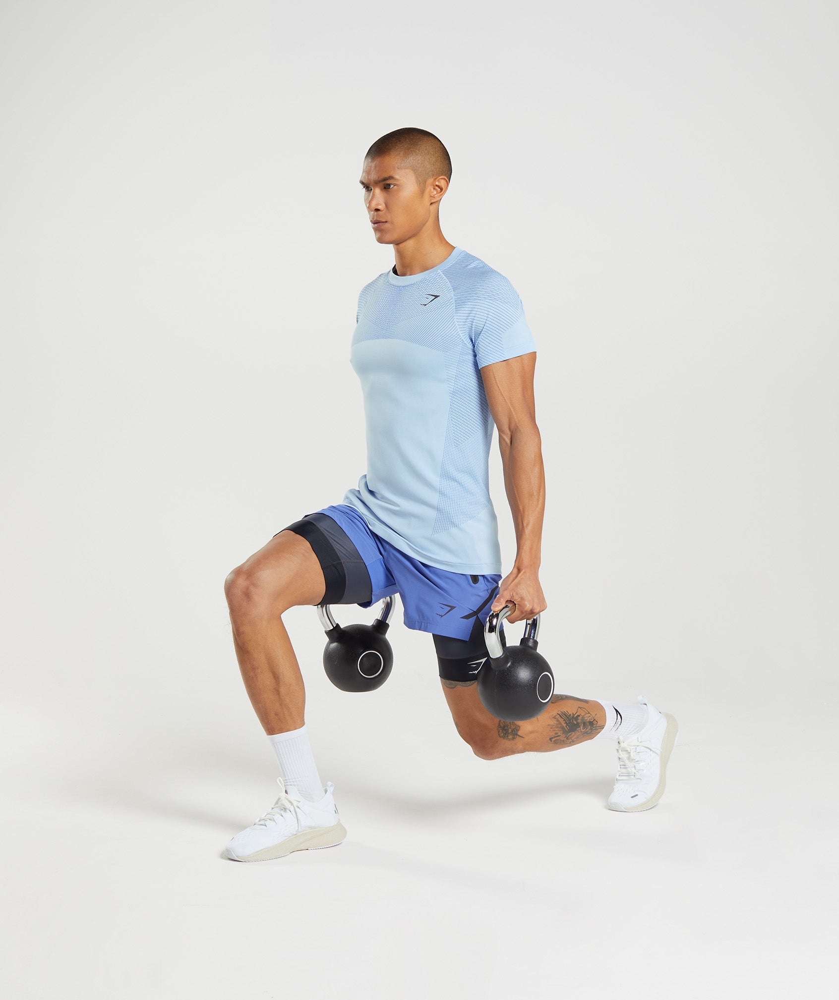gymshark-apex-seamless-t-shirt-linen-blue-court-blue-ss22