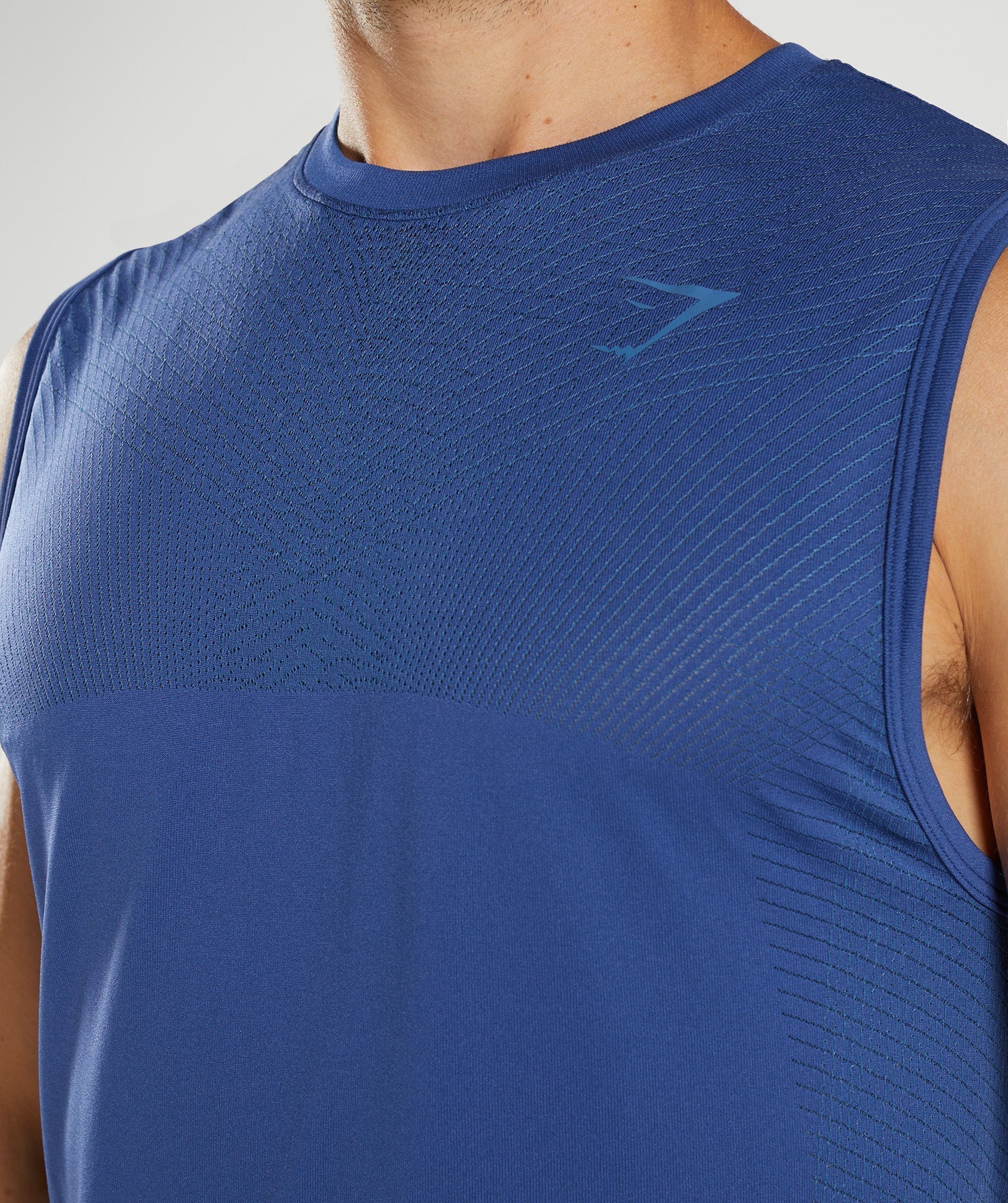 gymshark-apex-seamless-tank-stellar-blue-lakeside-blue-aw22
